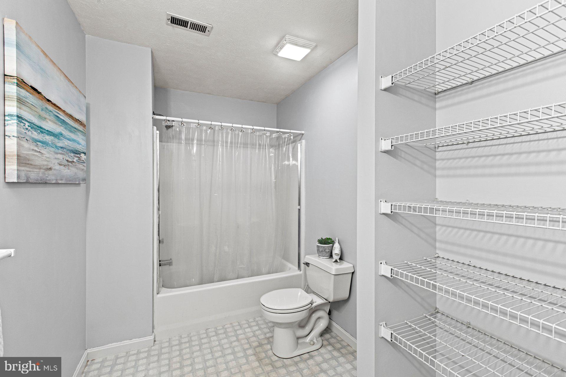 CHESTNUT RIDGE - Residential