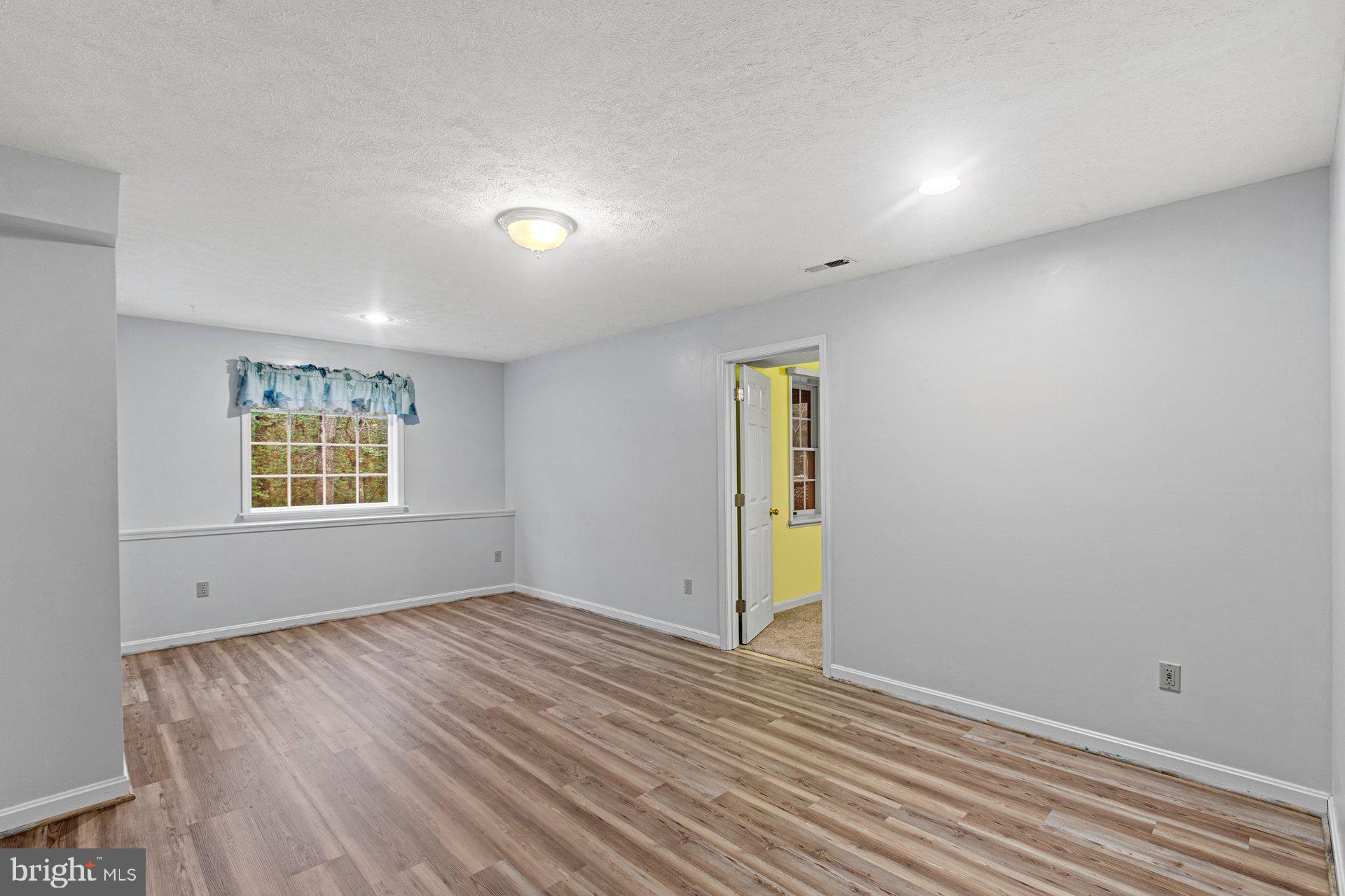 CHESTNUT RIDGE - Residential