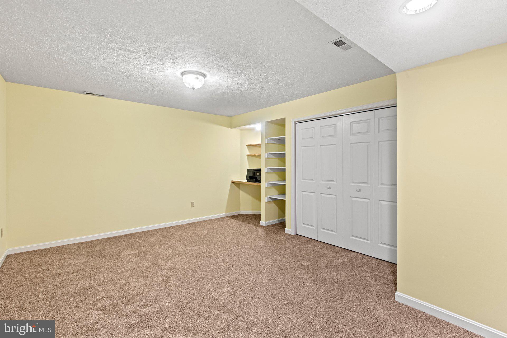 CHESTNUT RIDGE - Residential