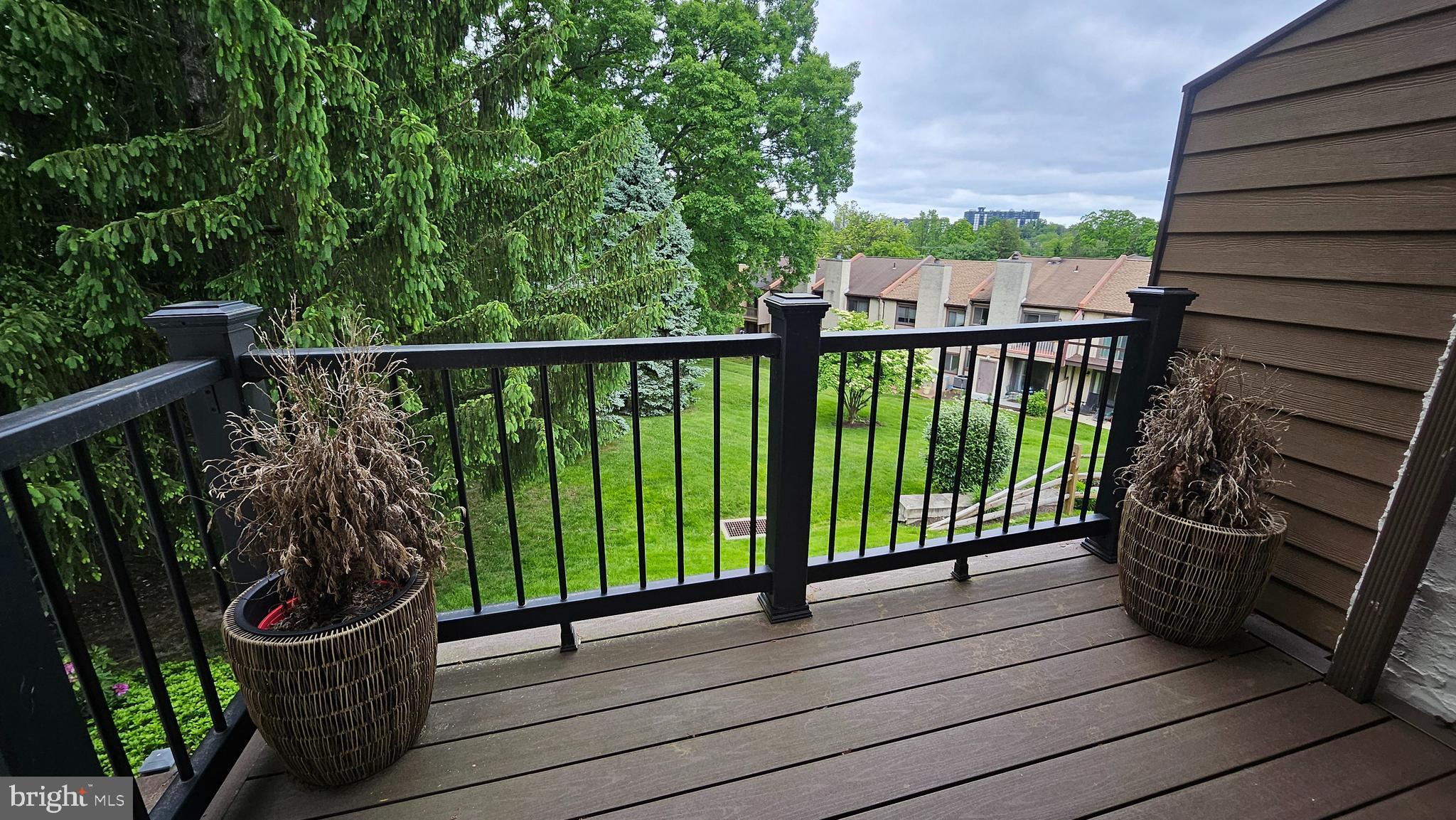 PRUSSIAN WOODS - Residential