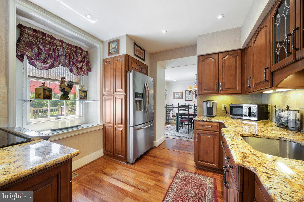 COUNTRY RIDGE - Residential