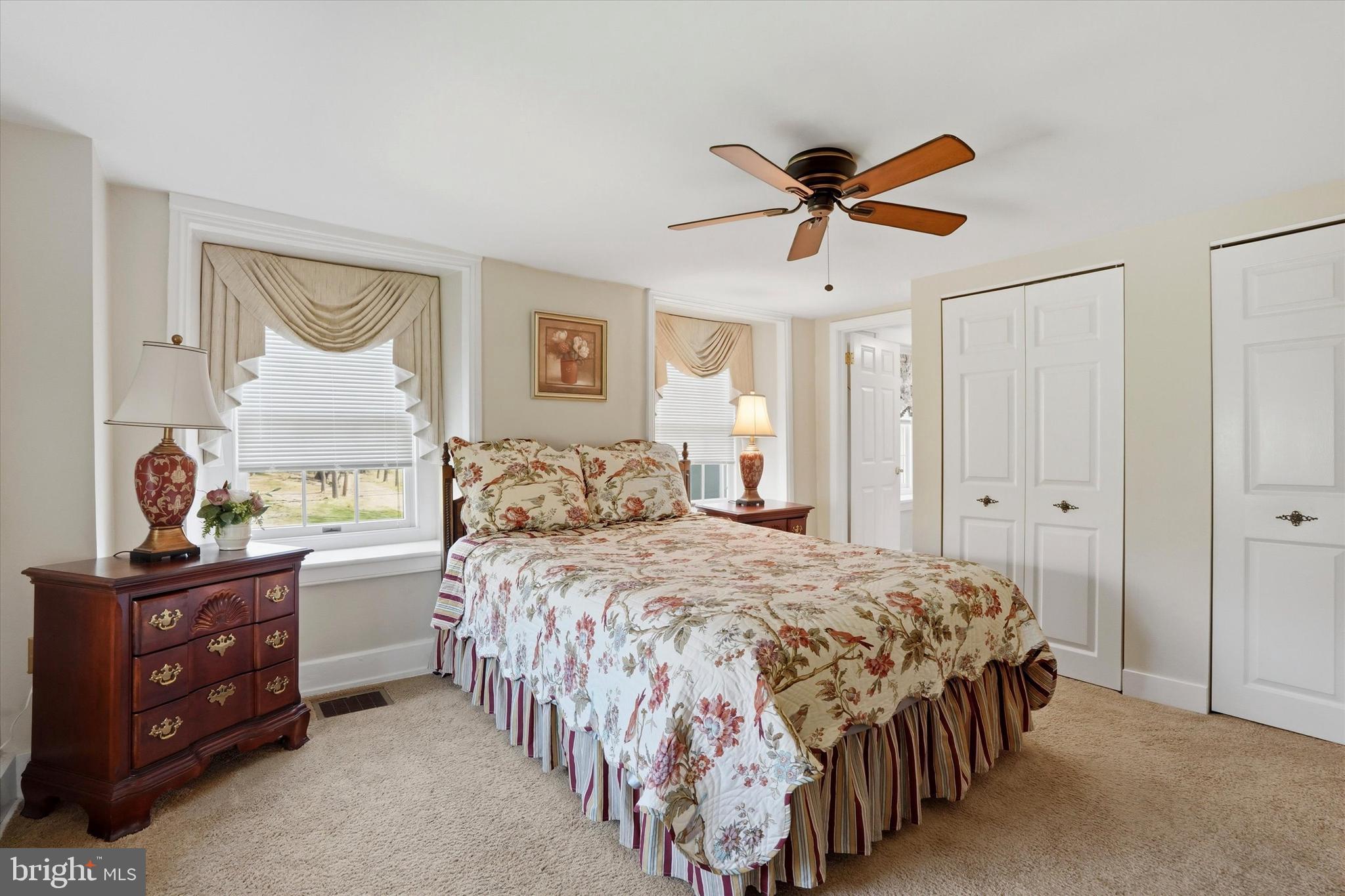 COUNTRY RIDGE - Residential