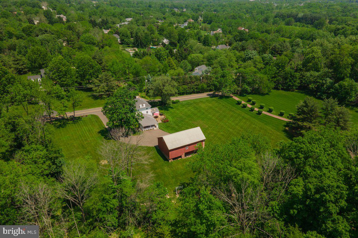 COUNTRY RIDGE - Residential
