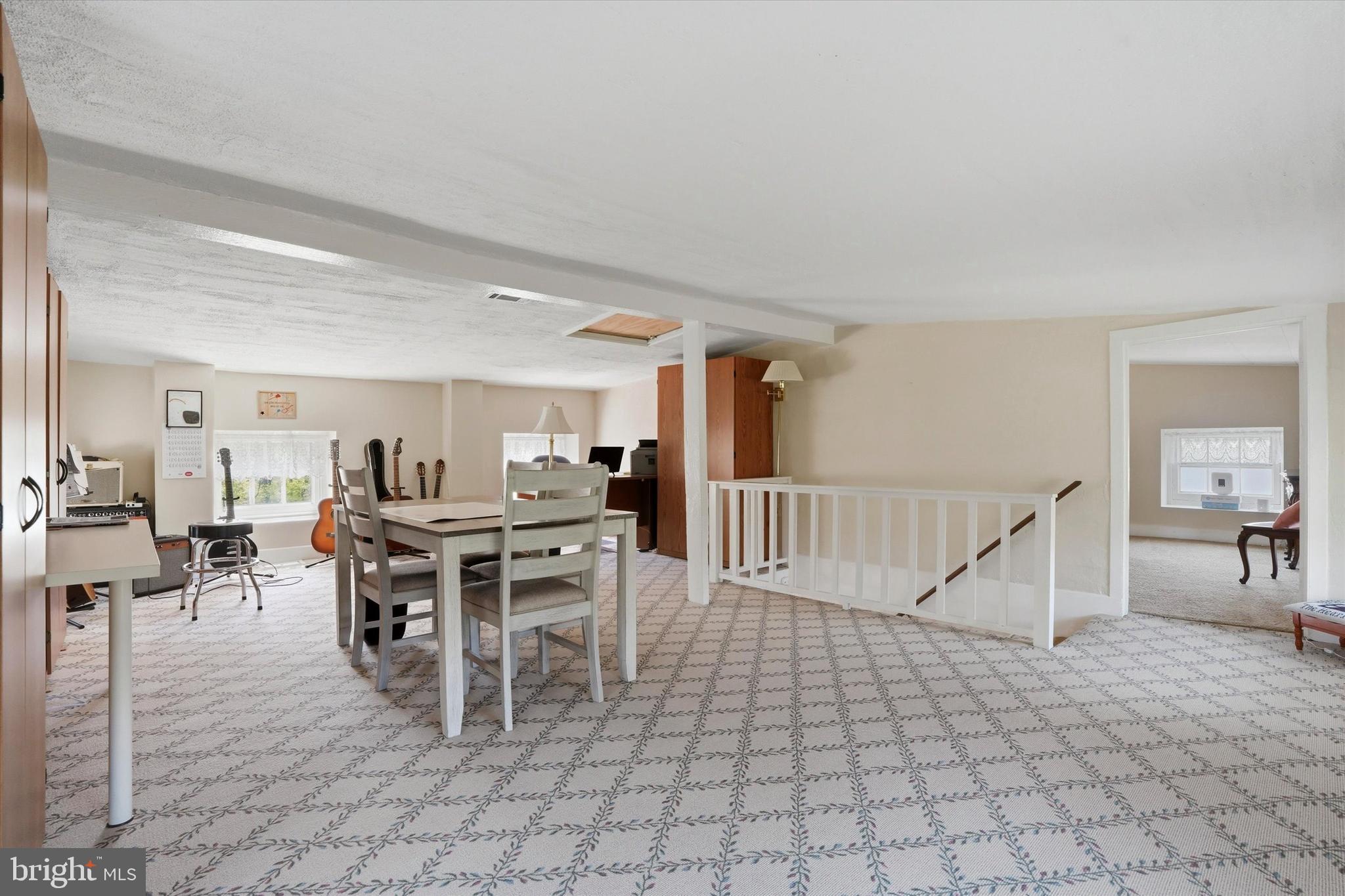 COUNTRY RIDGE - Residential