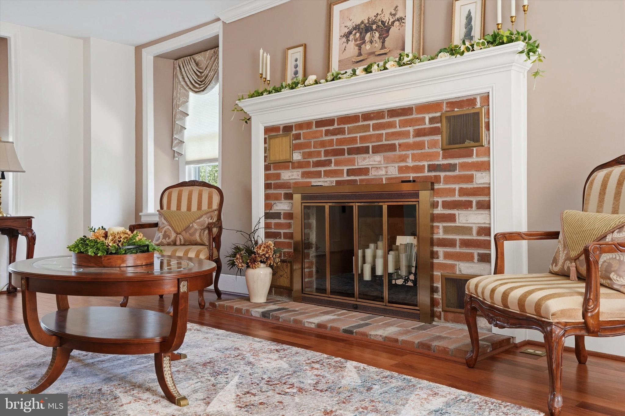 COUNTRY RIDGE - Residential