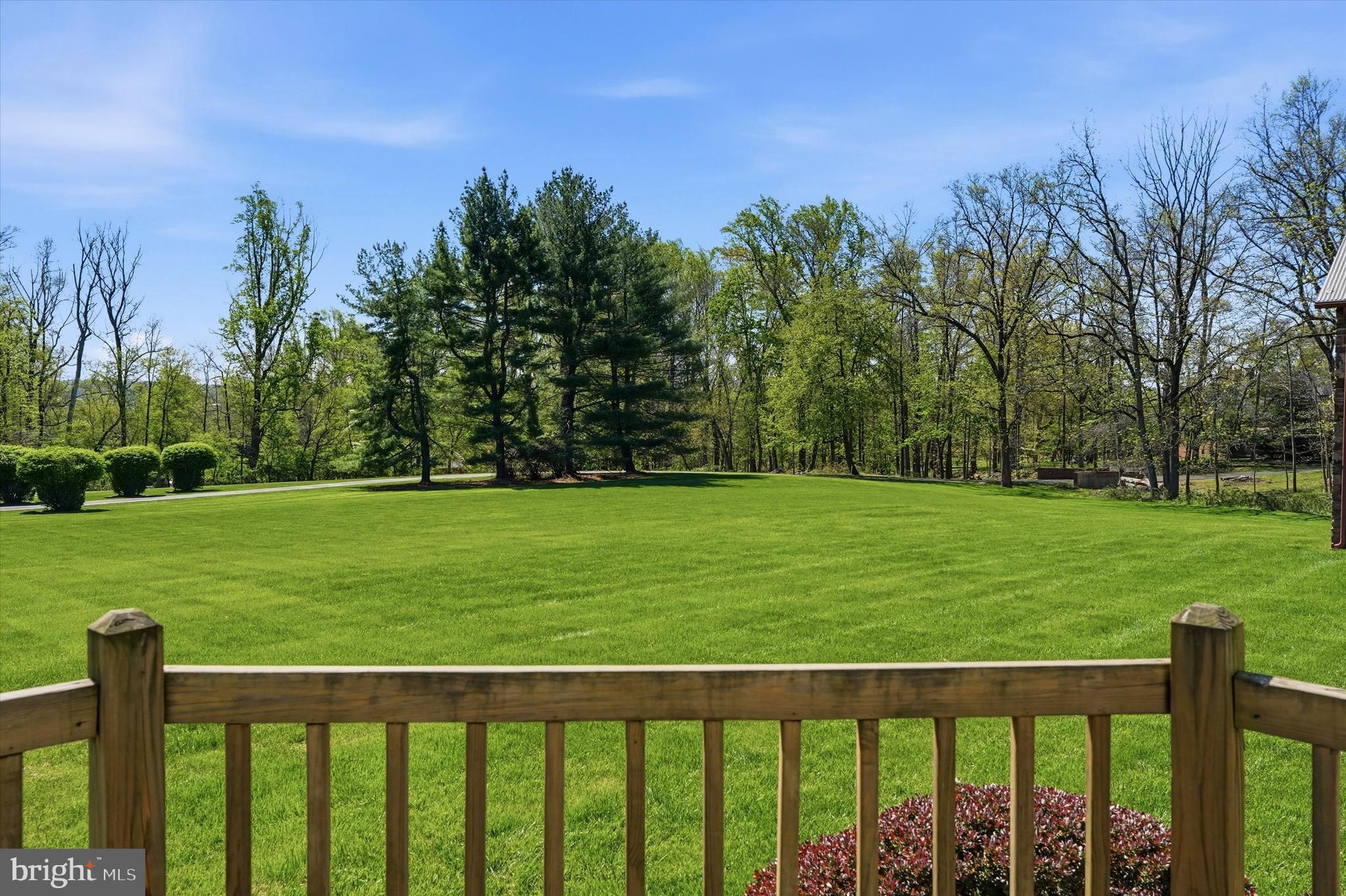 COUNTRY RIDGE - Residential