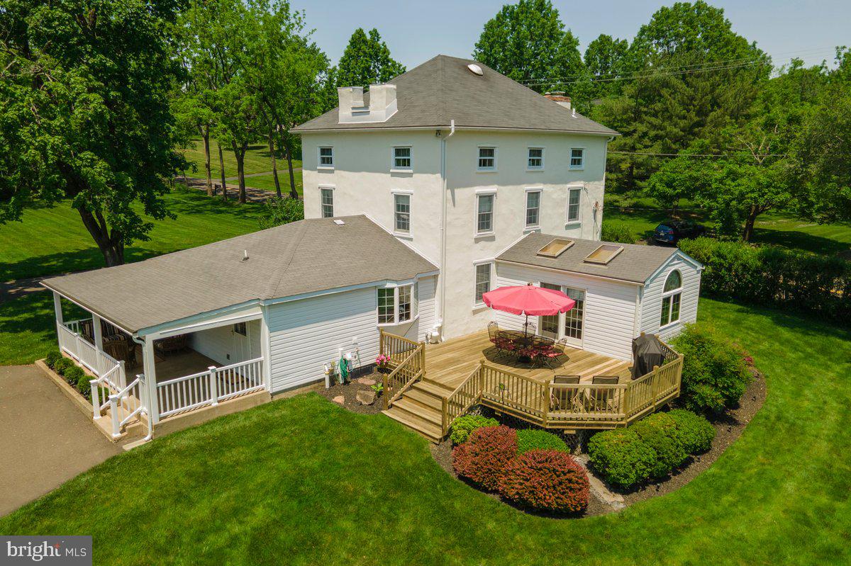COUNTRY RIDGE - Residential