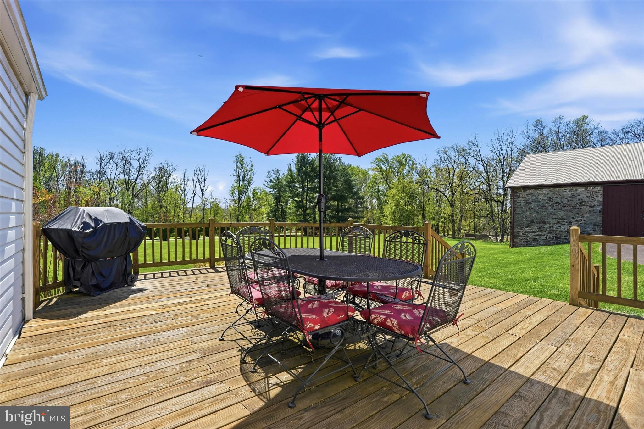 COUNTRY RIDGE - Residential