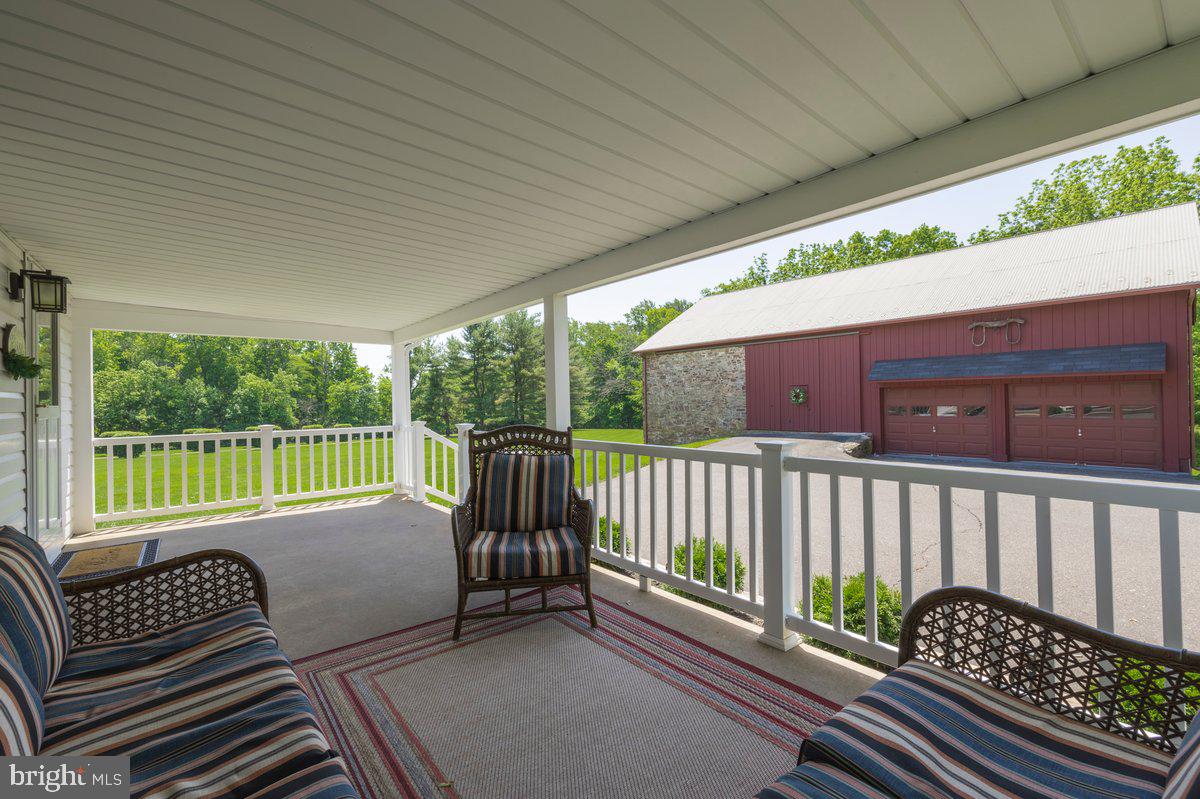 COUNTRY RIDGE - Residential