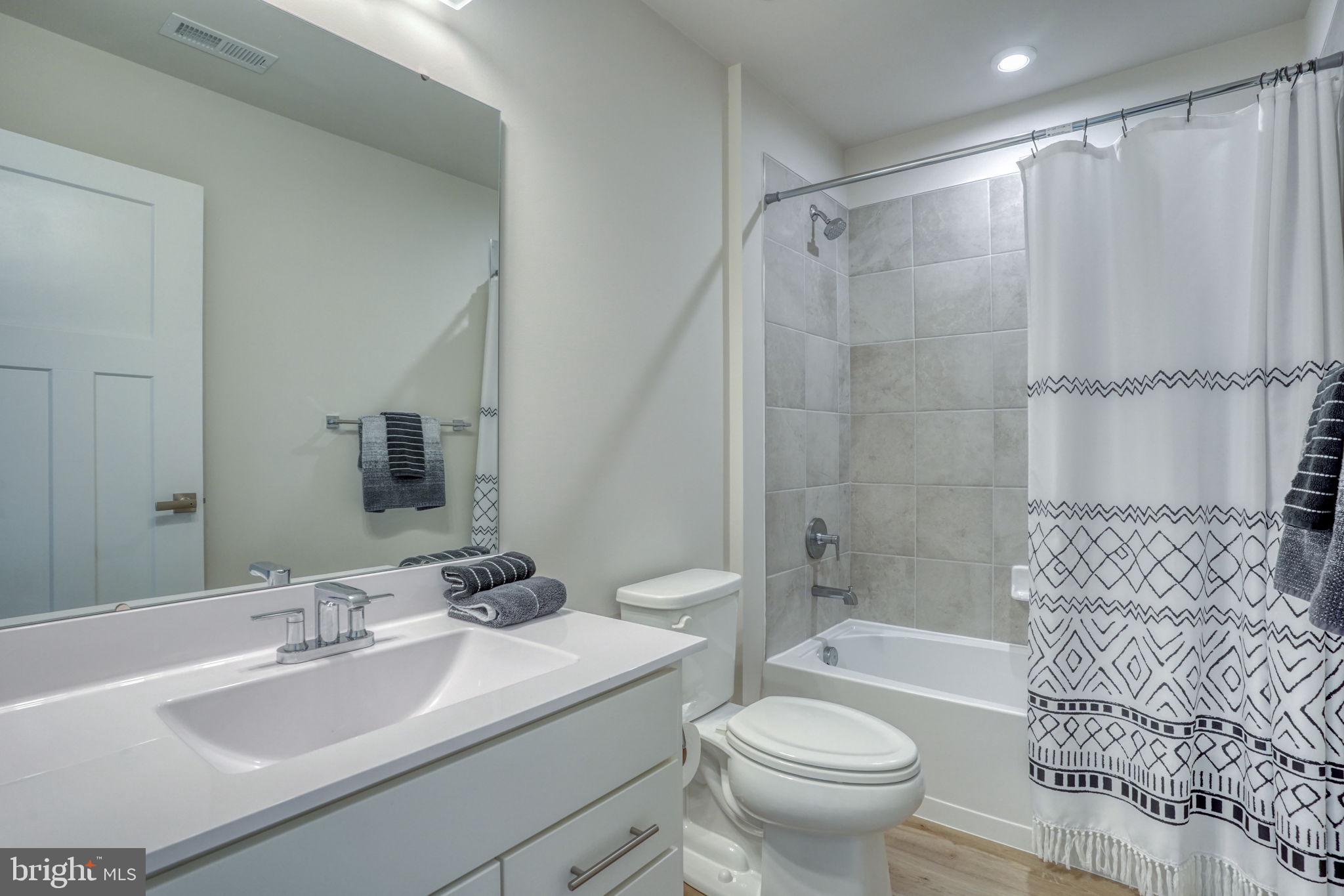 HARPER'S GLEN - Residential