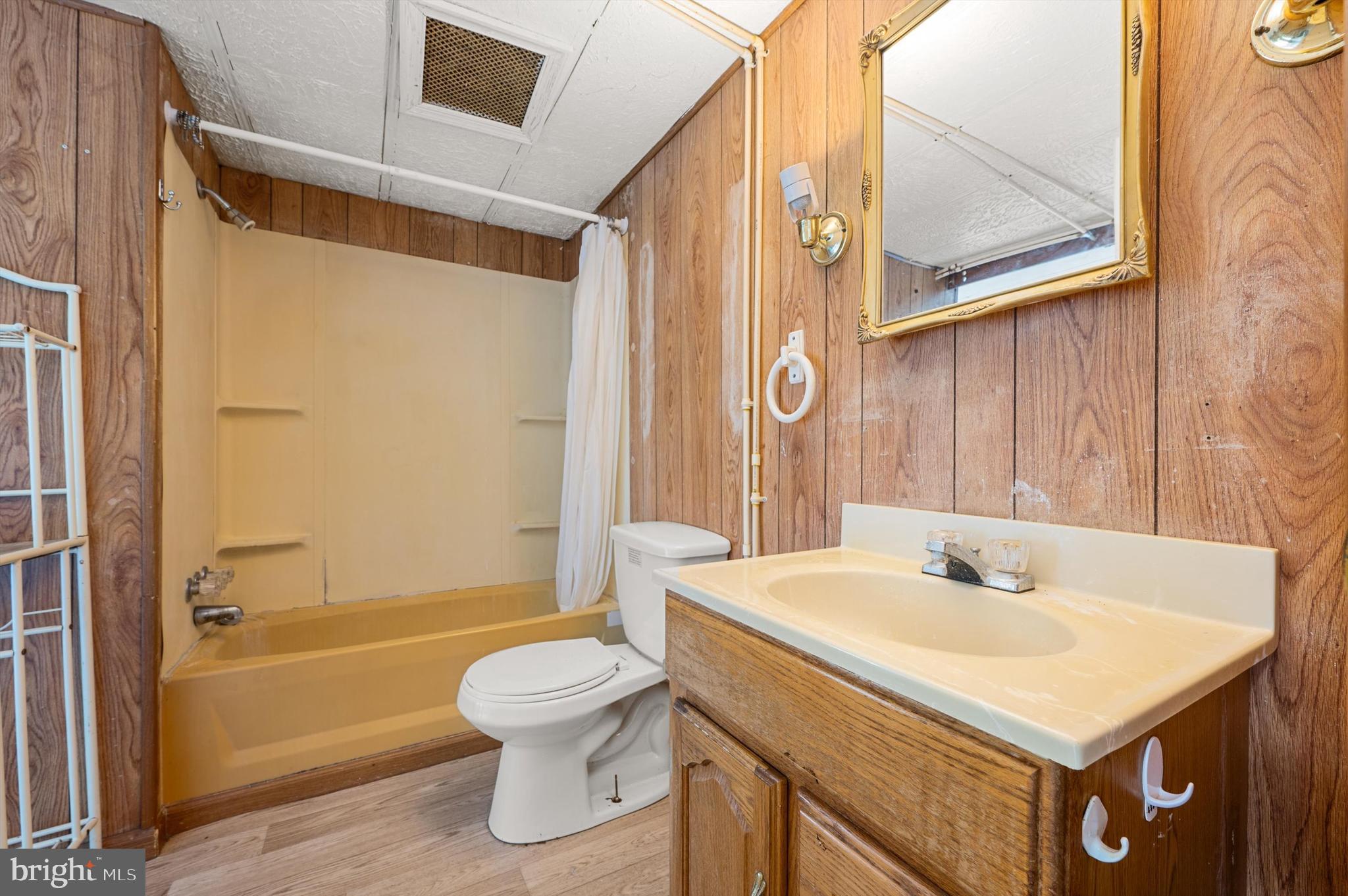 HARPERS FERRY CAMPSITES - Residential