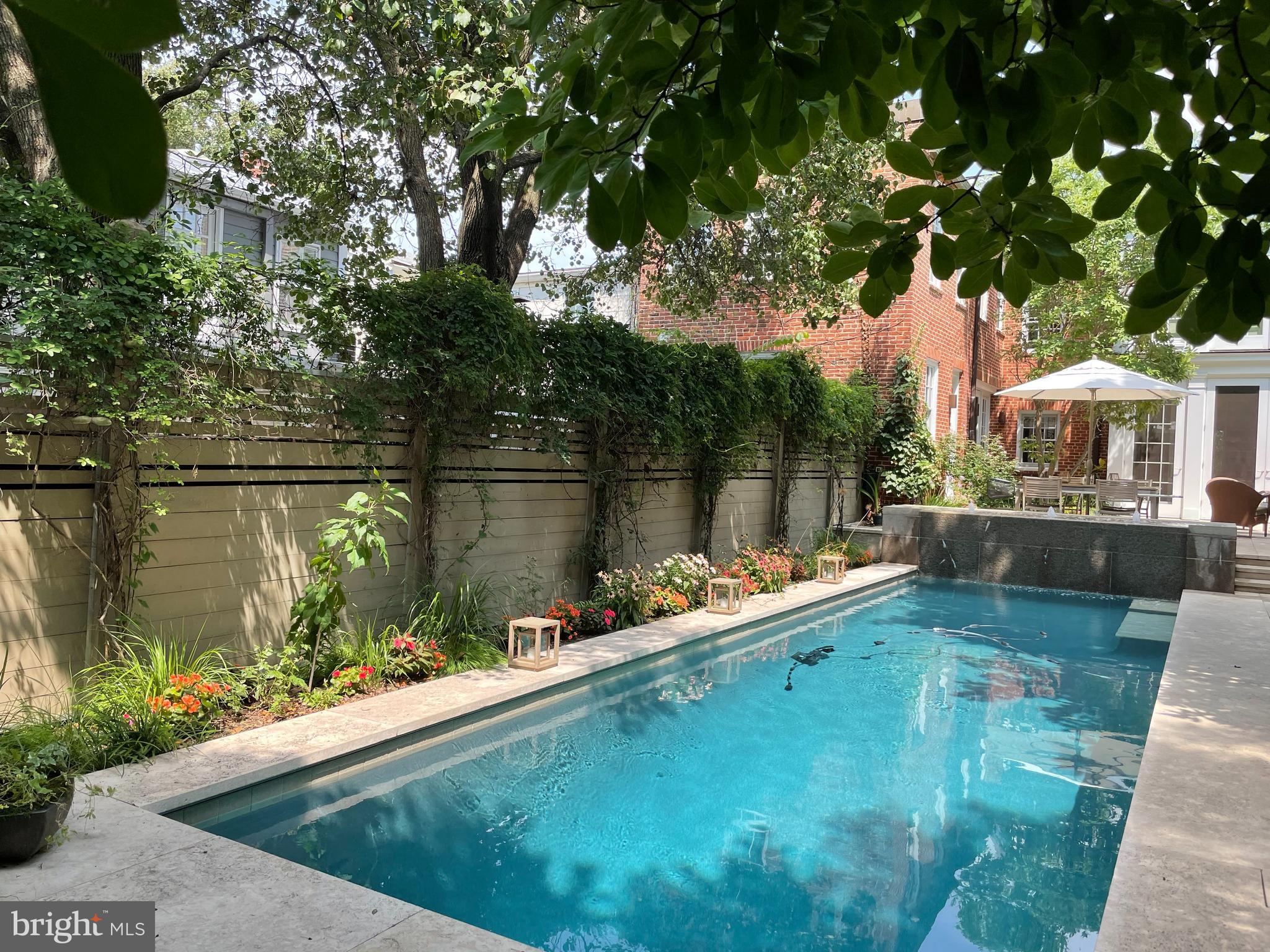 GEORGETOWN - Residential