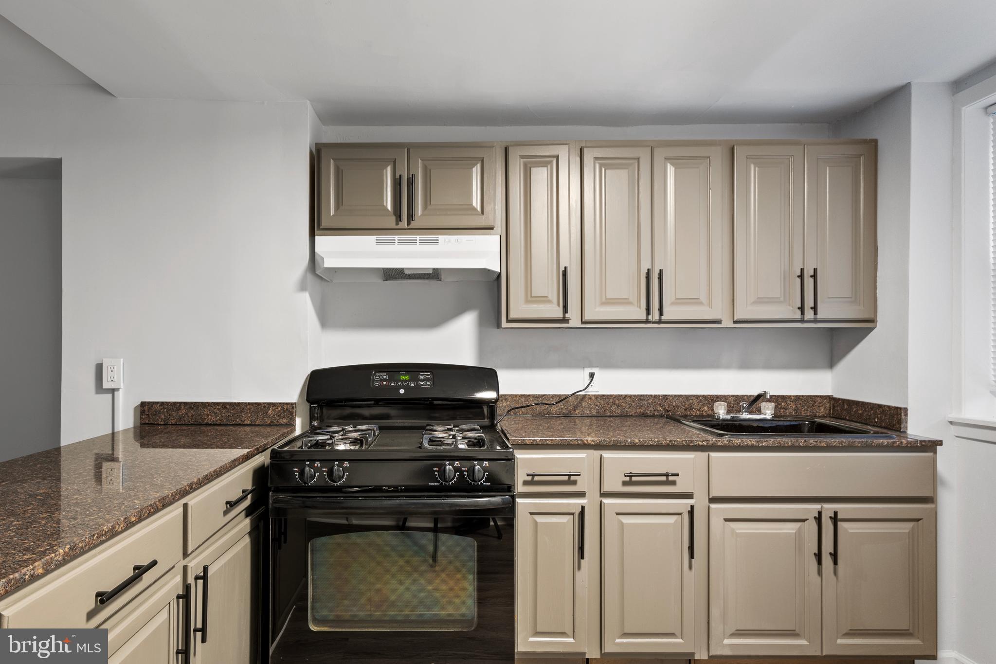 DRUID HEIGHTS - Residential Lease