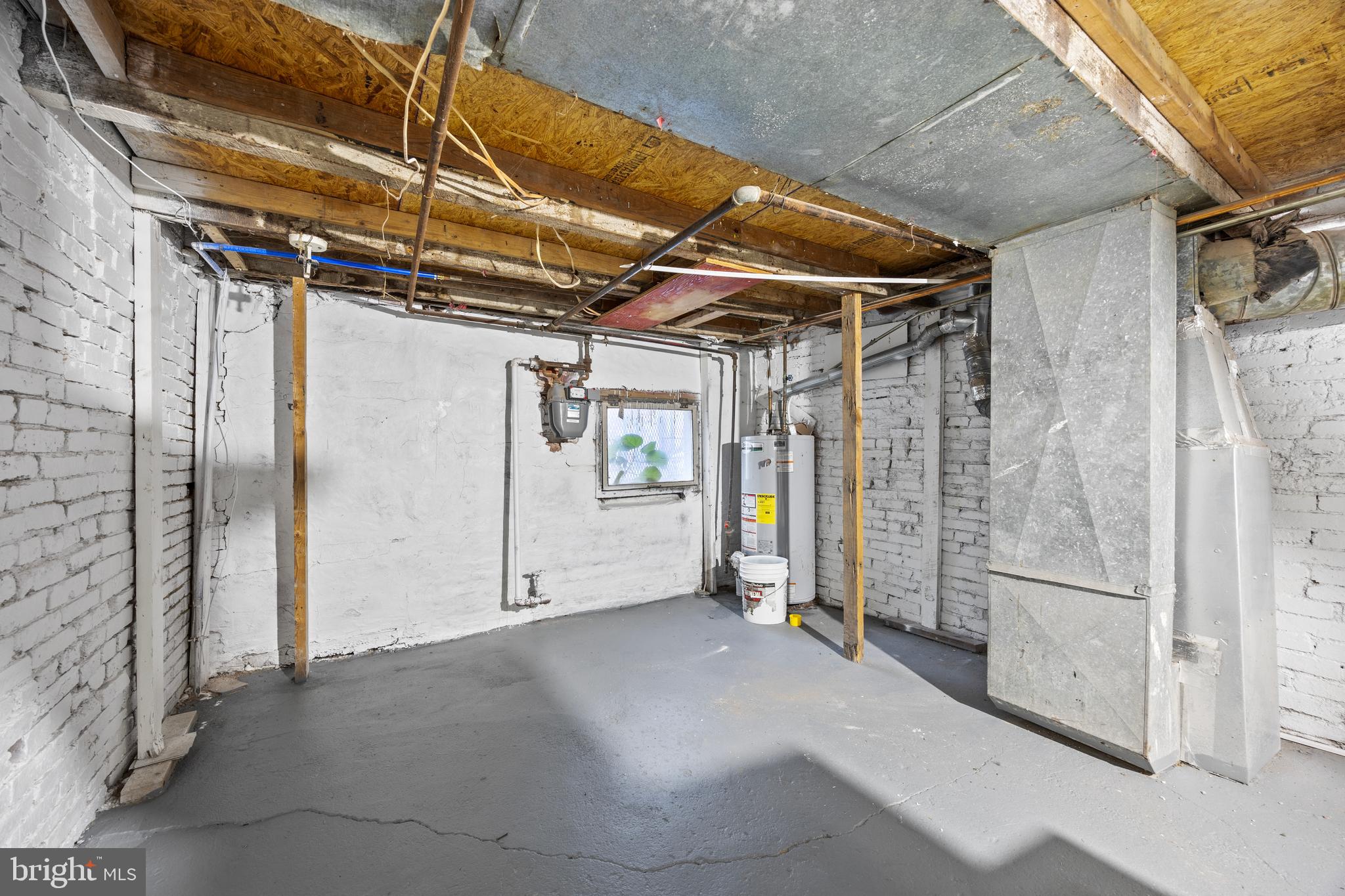 DRUID HEIGHTS - Residential Lease