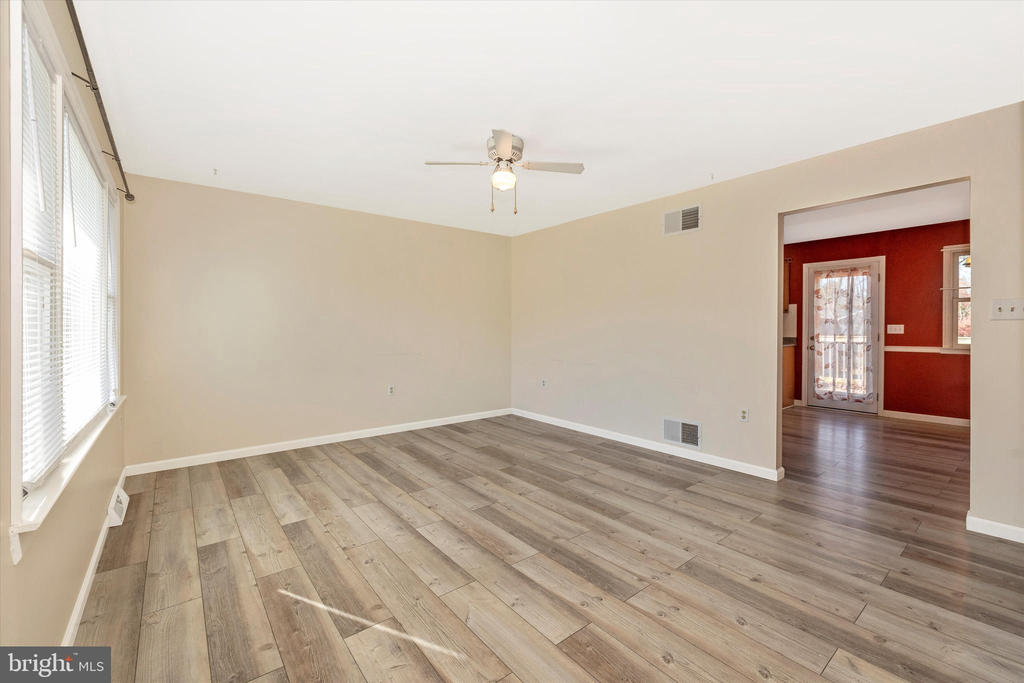 WHISPERING VALLEY - Residential