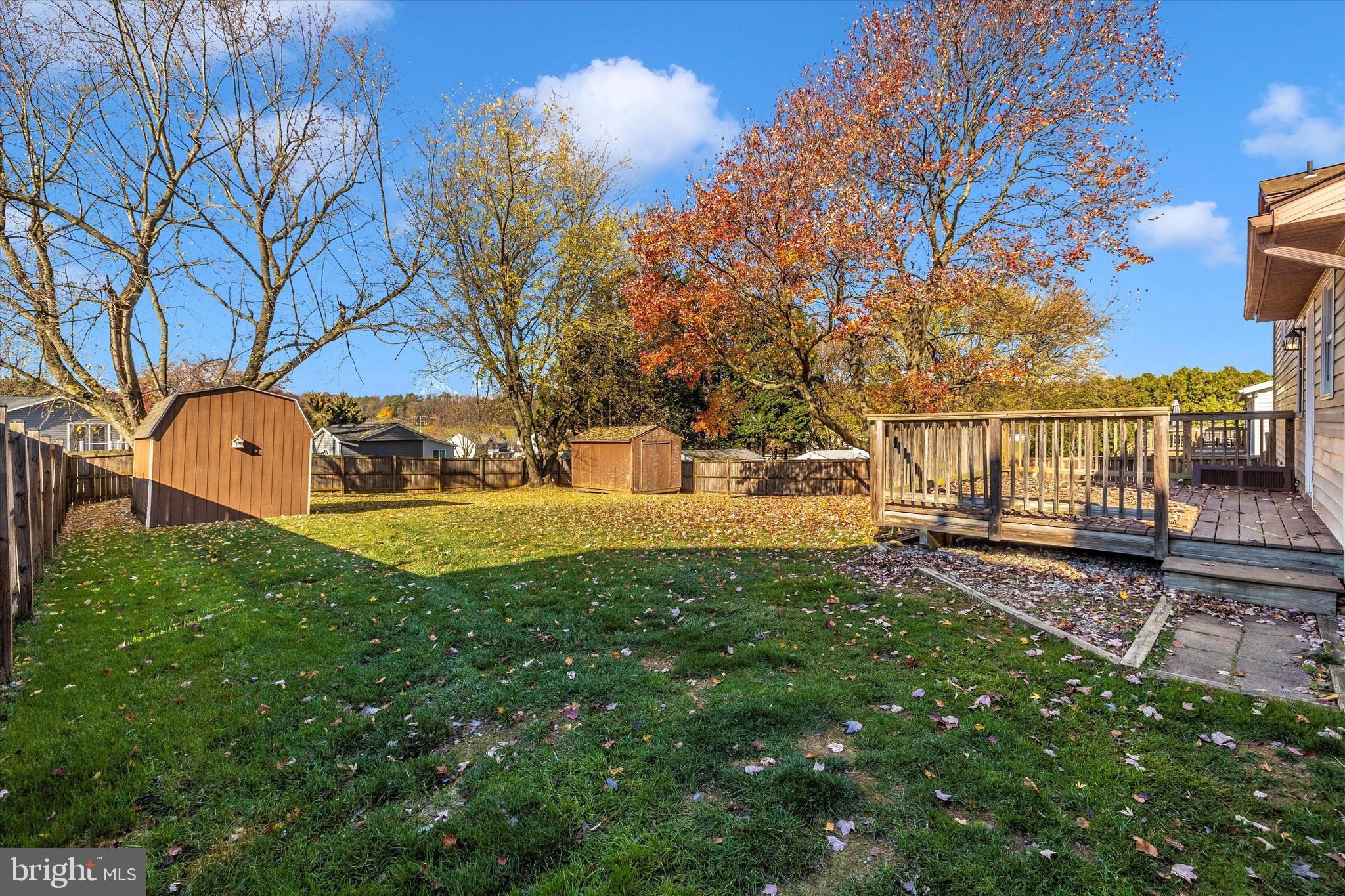 WHISPERING VALLEY - Residential