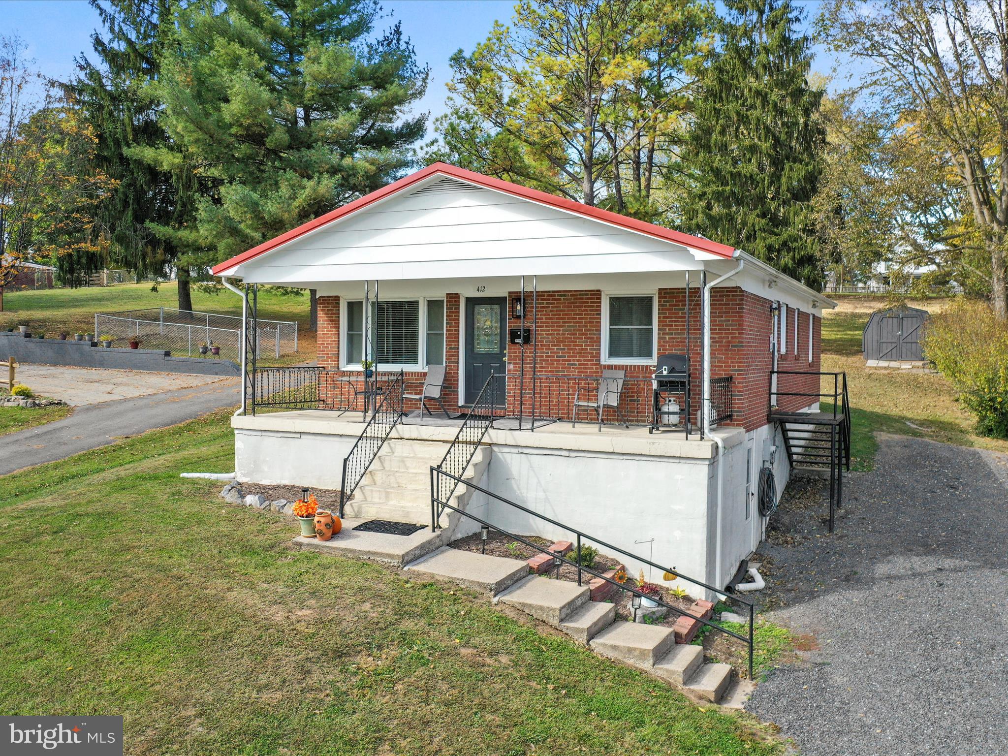 412 MASSANUTTEN HEIGHTS