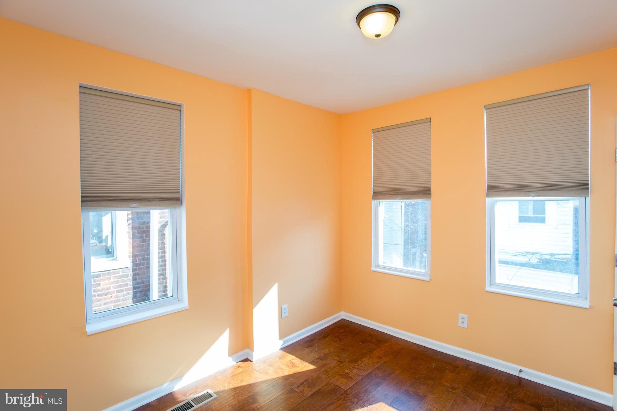 COBBS CREEK - Residential