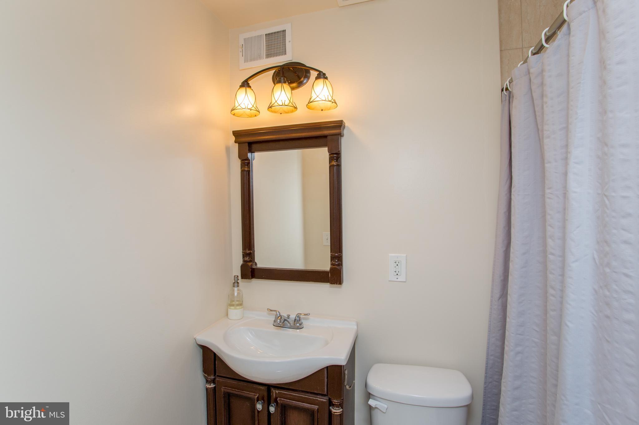 COBBS CREEK - Residential