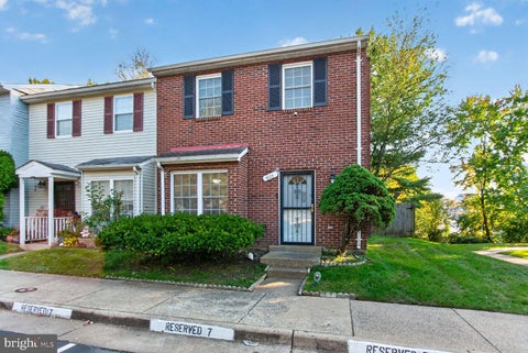 Photo of 7623 Lee Landing Drive, FALLS CHURCH, VA 22043 (MLS # VAFX2345346)