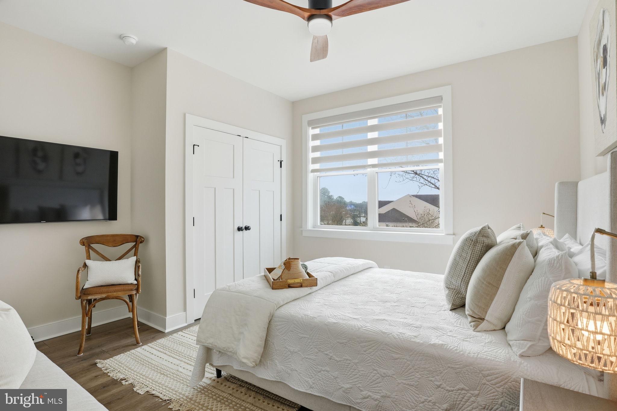 INLAND BAYS - Residential