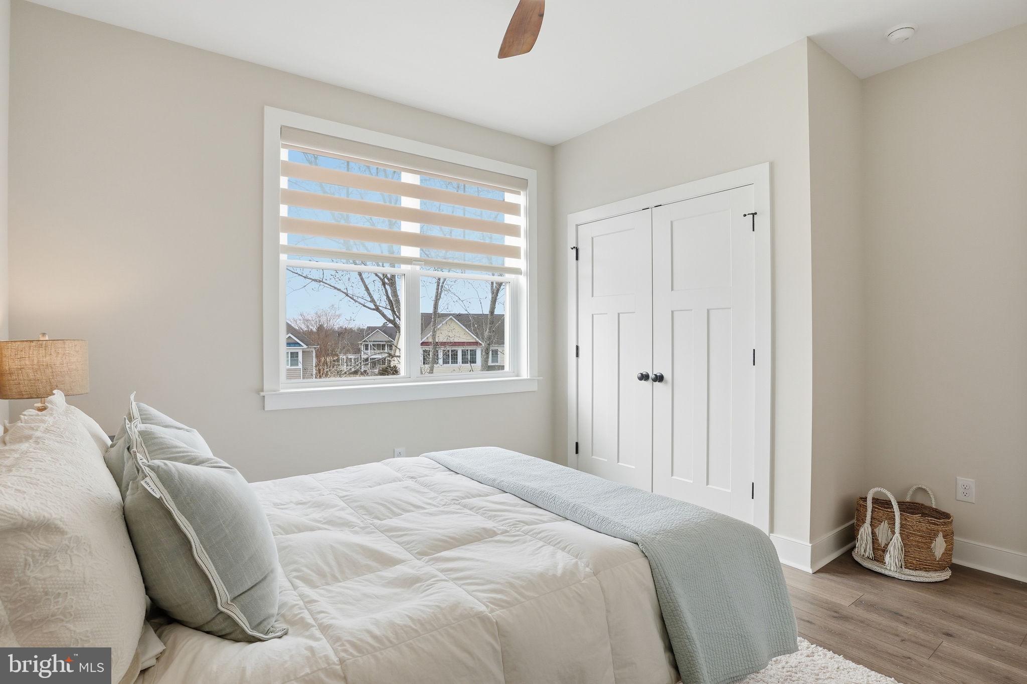 INLAND BAYS - Residential