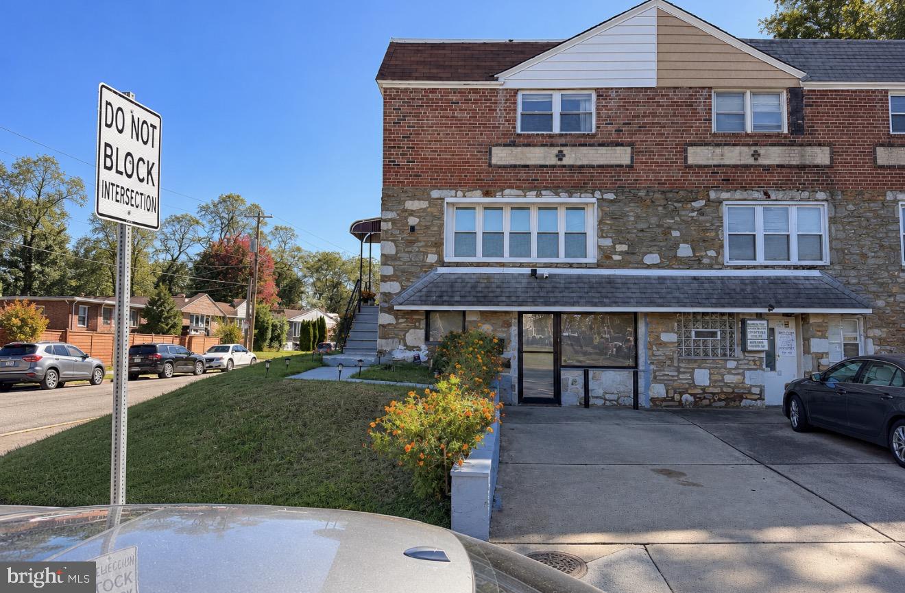 8597 BUSTLETON AVENUE