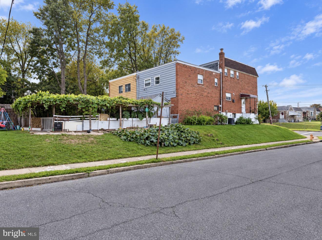 8597 BUSTLETON AVENUE