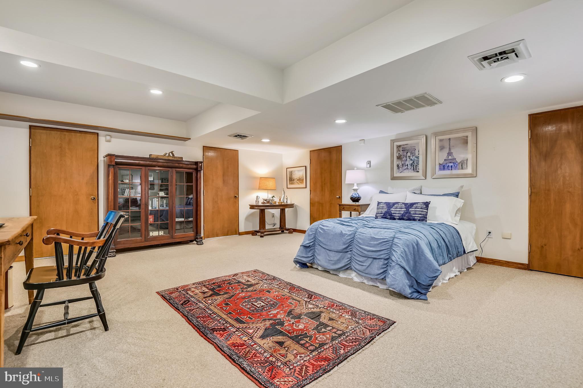 RUXTON - Residential