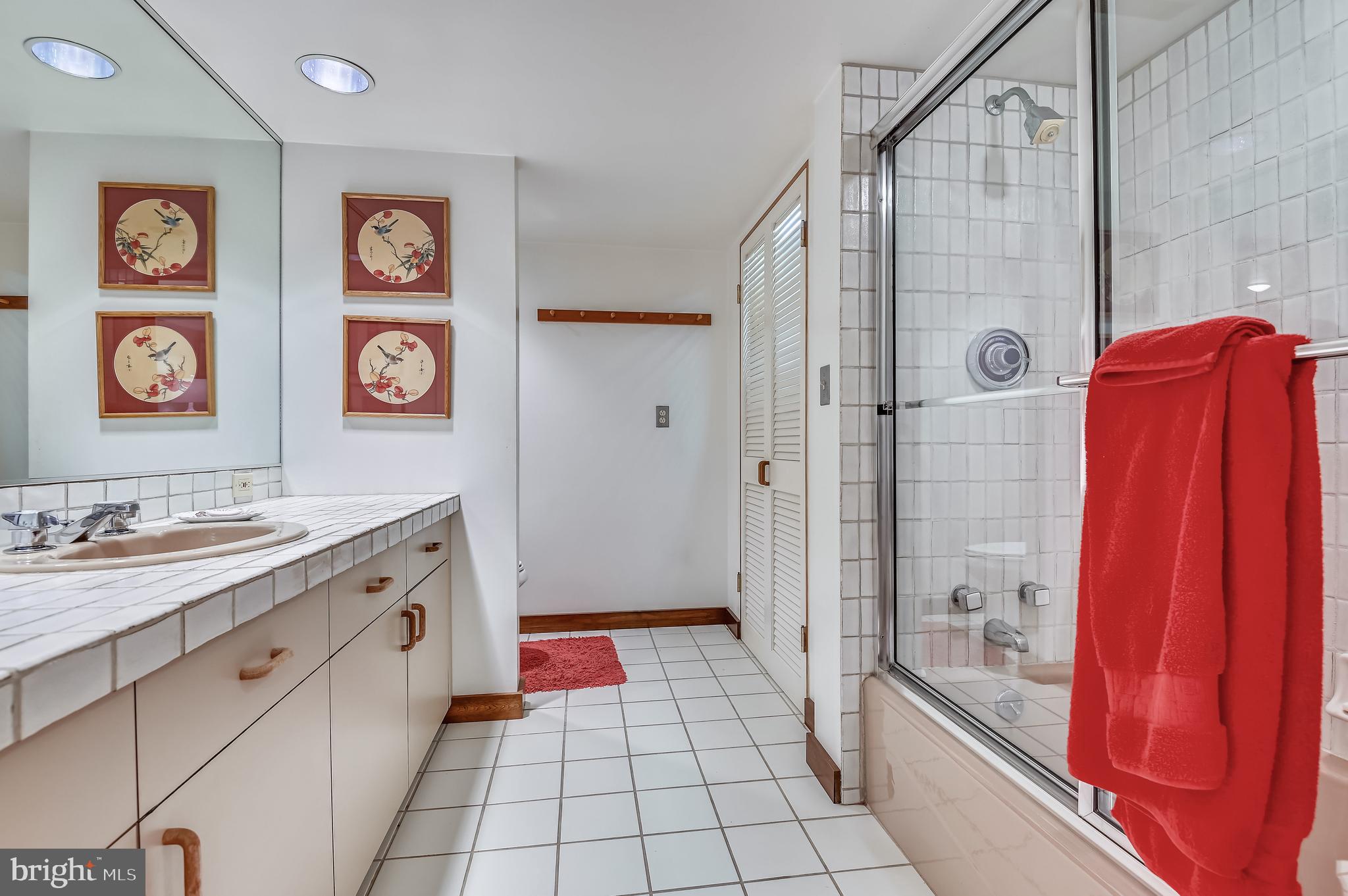 RUXTON - Residential