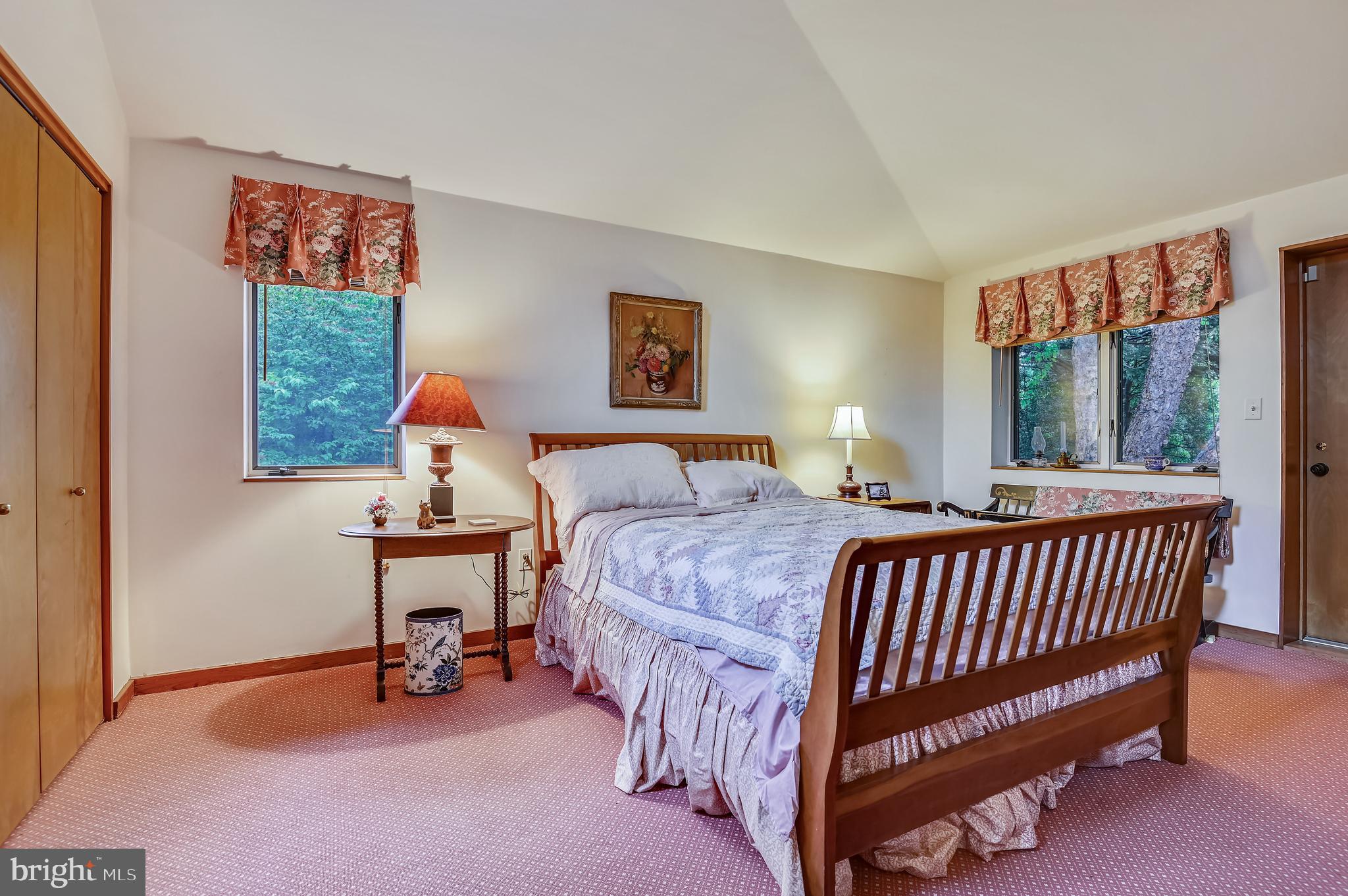 RUXTON - Residential