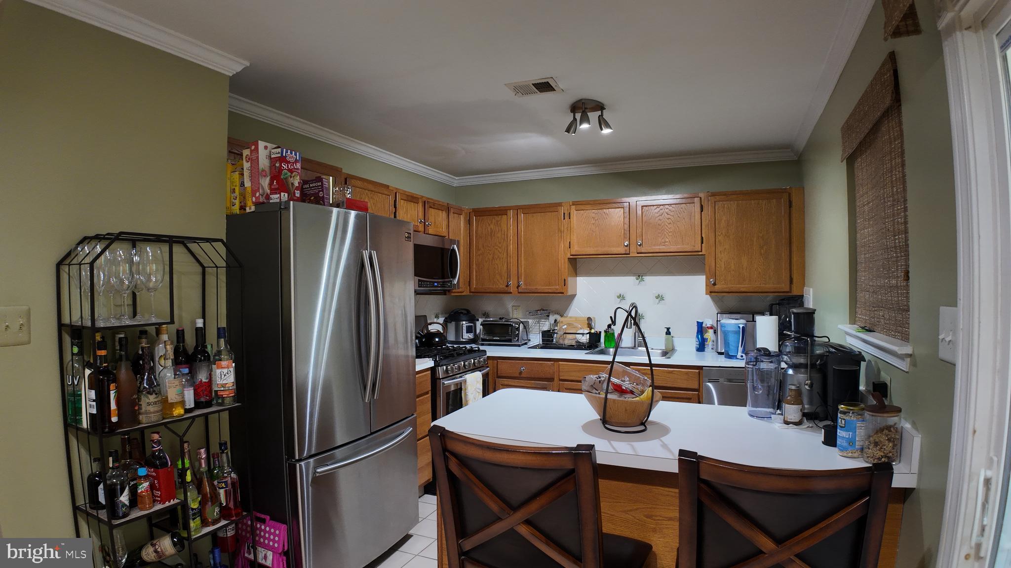 4904 WINTERBURY DRIVE