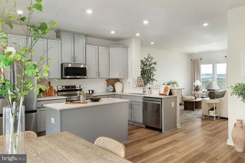 MLS: VAFV2045462