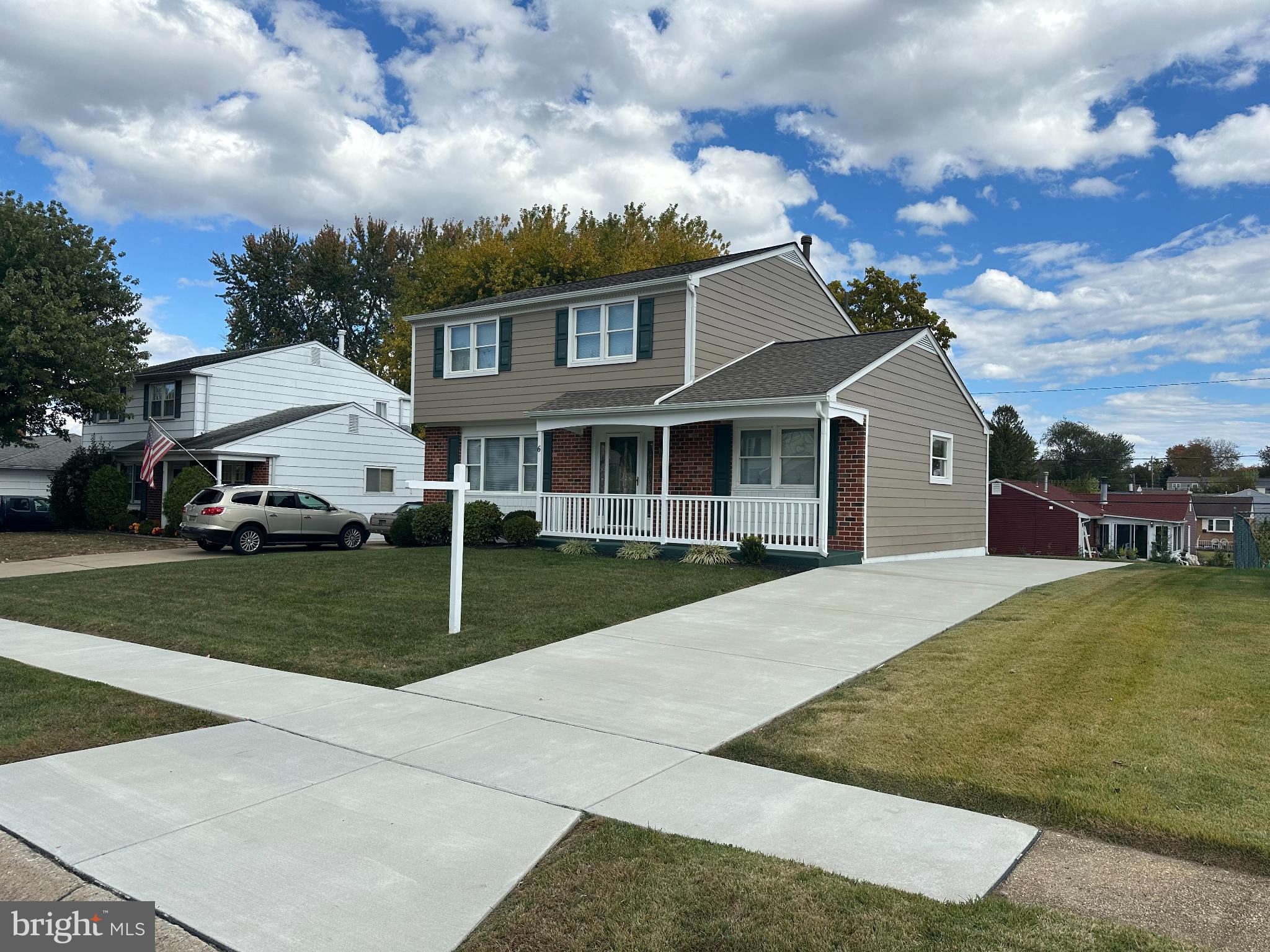 6 CHIMING ROAD