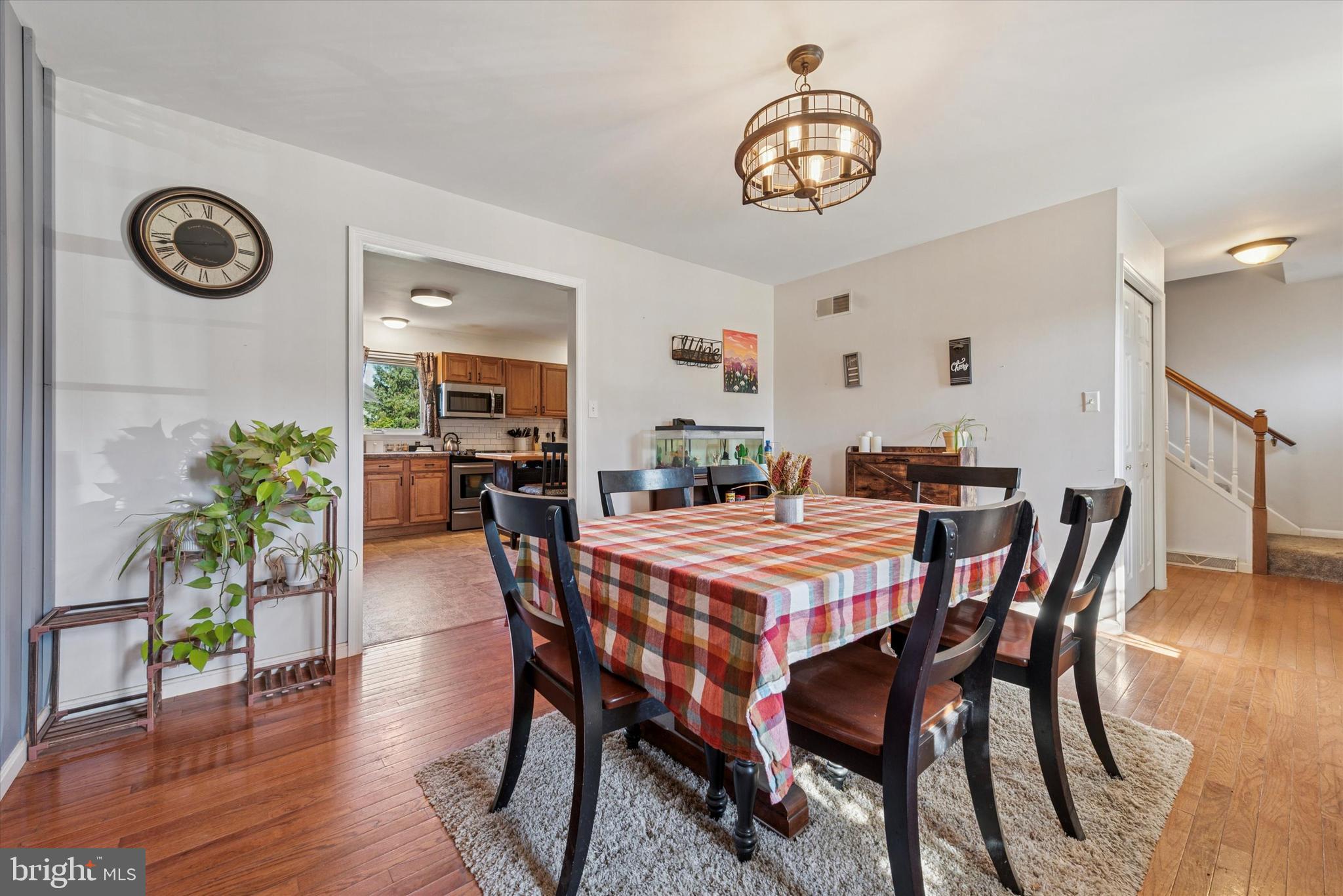 11 CARRIAGE LANE