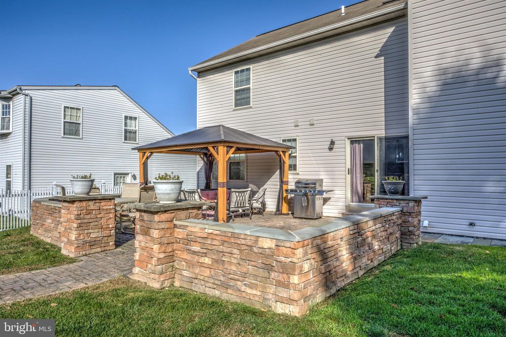 Photo of 3948 BIRCHWOOD LN, COLUMBIA, PA 17512 (MLS # PALA2030246)