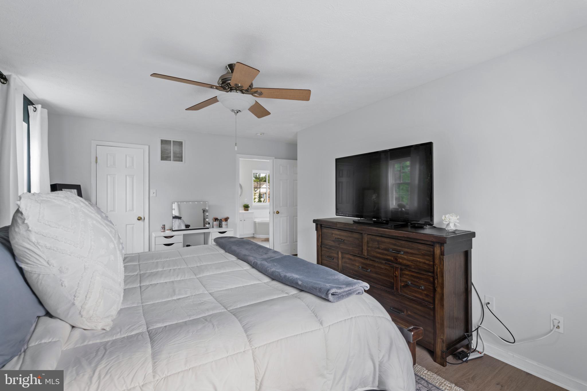 ELDERSBURG ESTATES - Residential