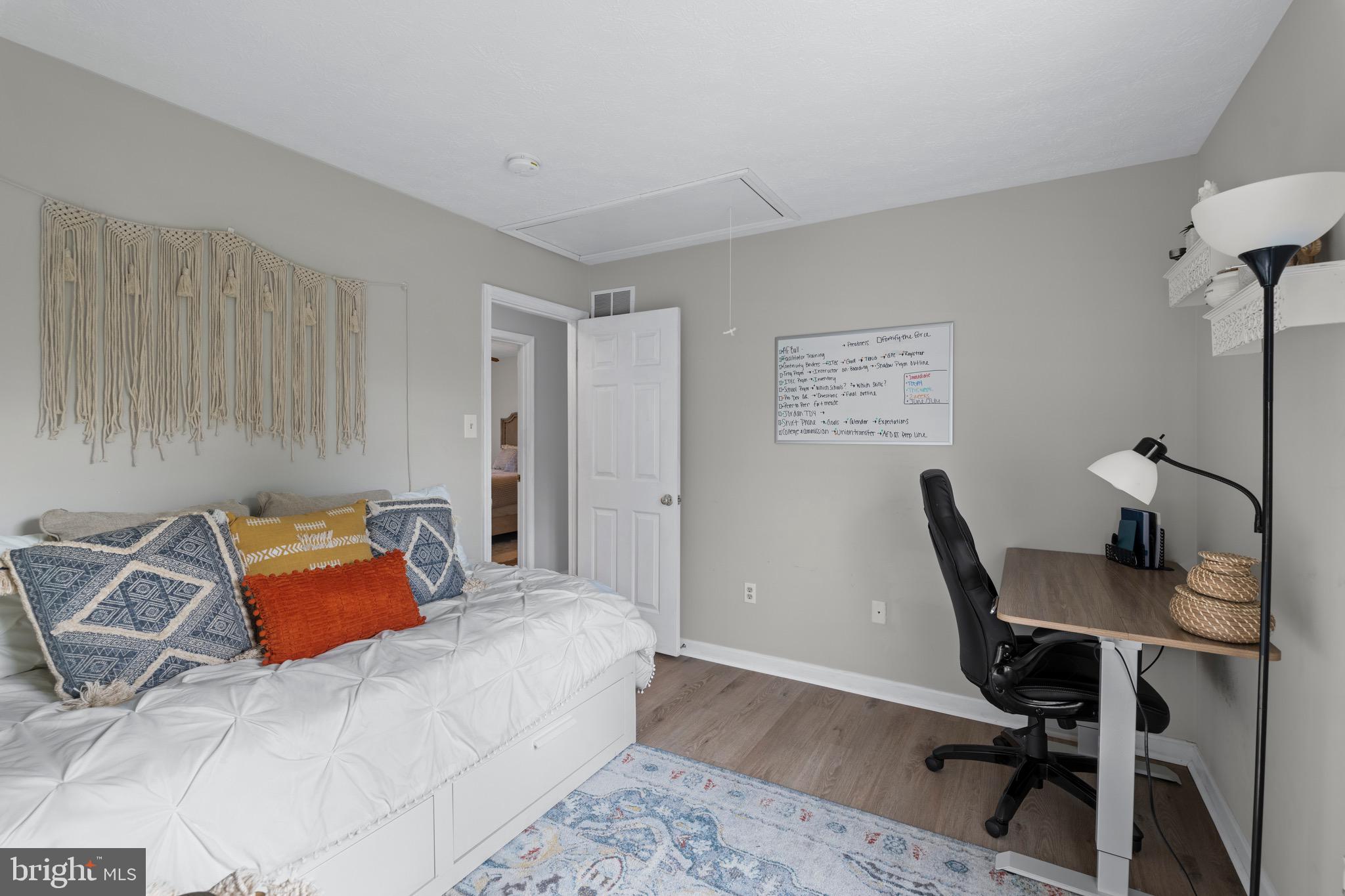 ELDERSBURG ESTATES - Residential