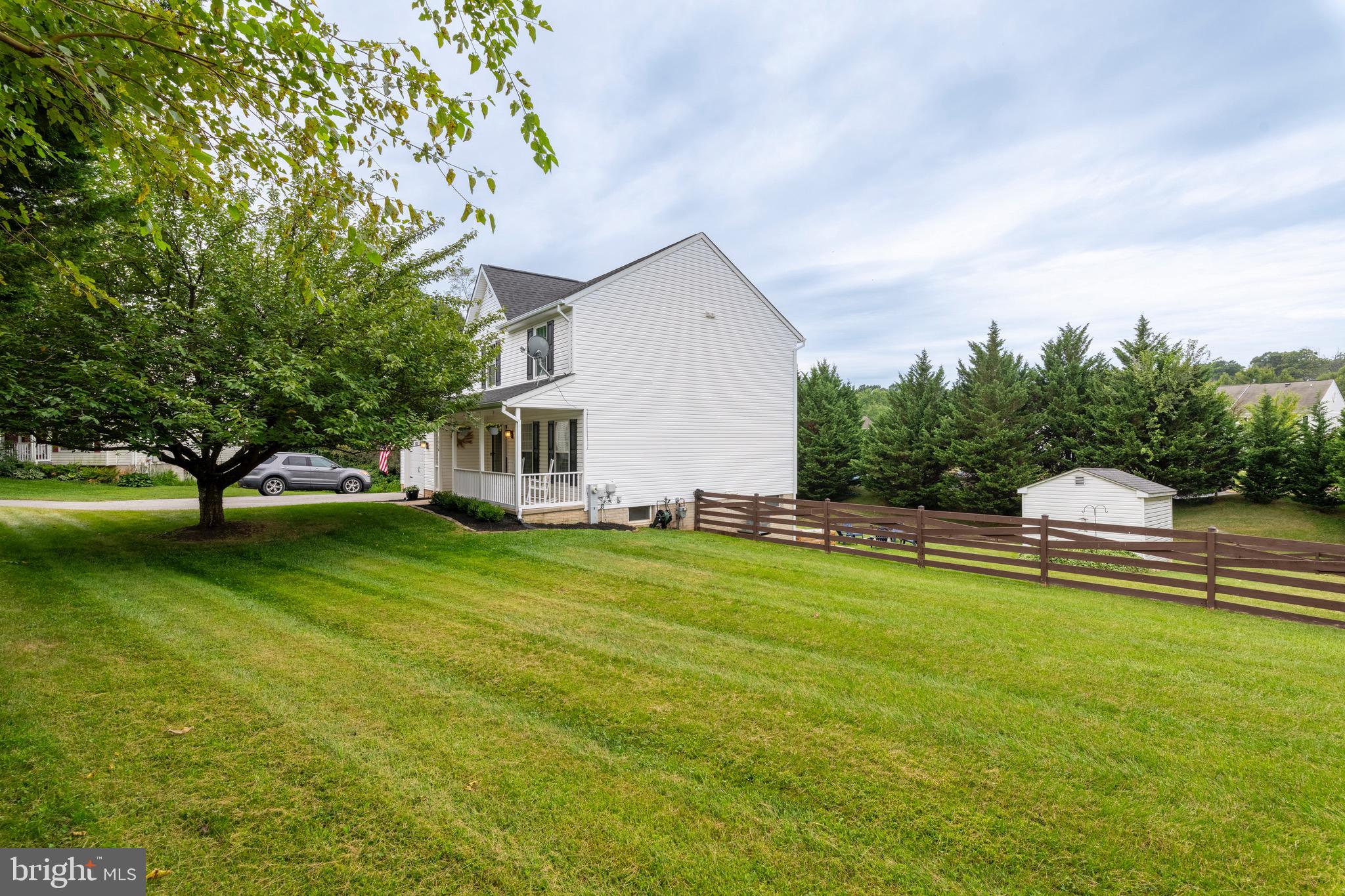 ELDERSBURG ESTATES - Residential