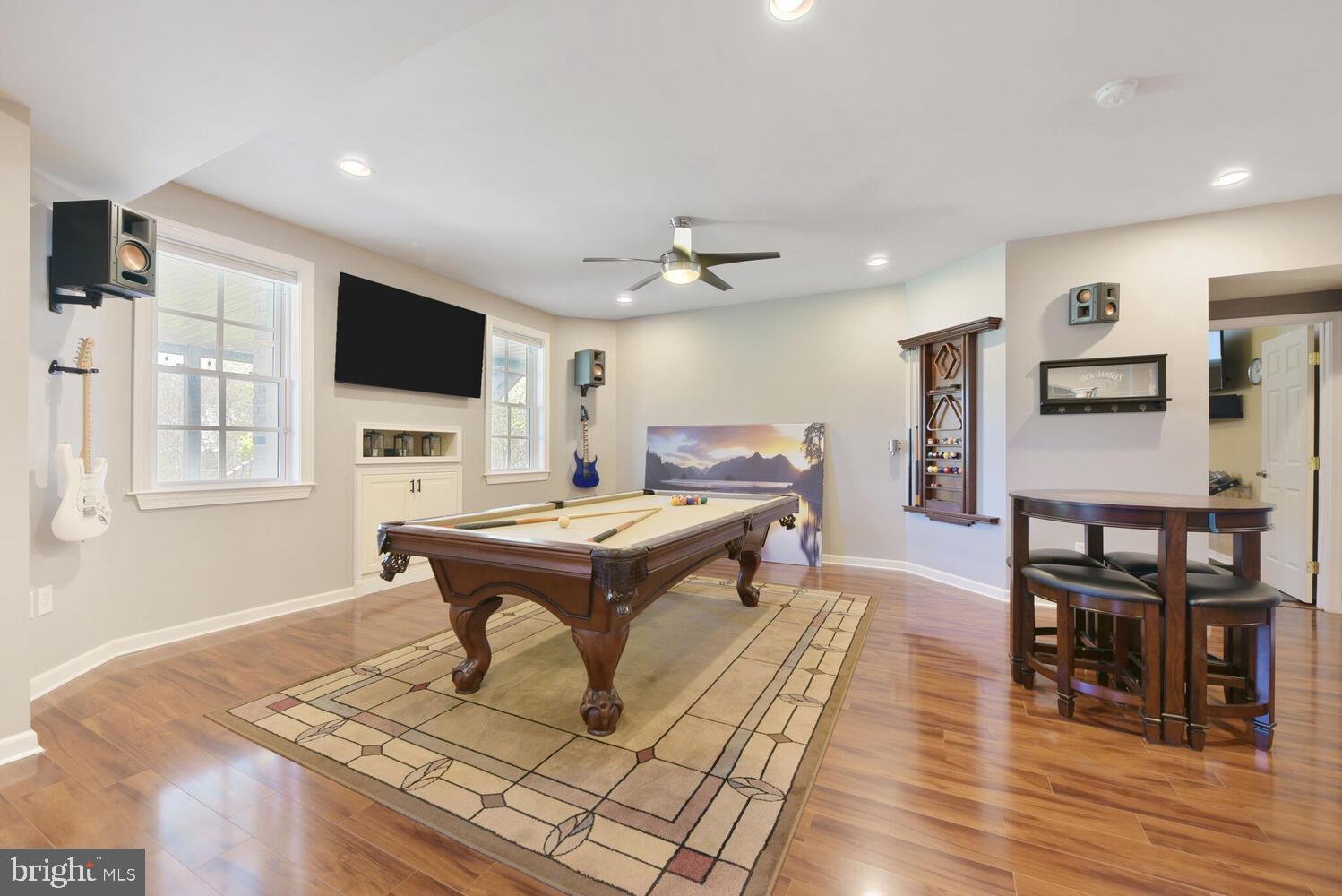 NEW BRISTOW VILLAGE - Residential