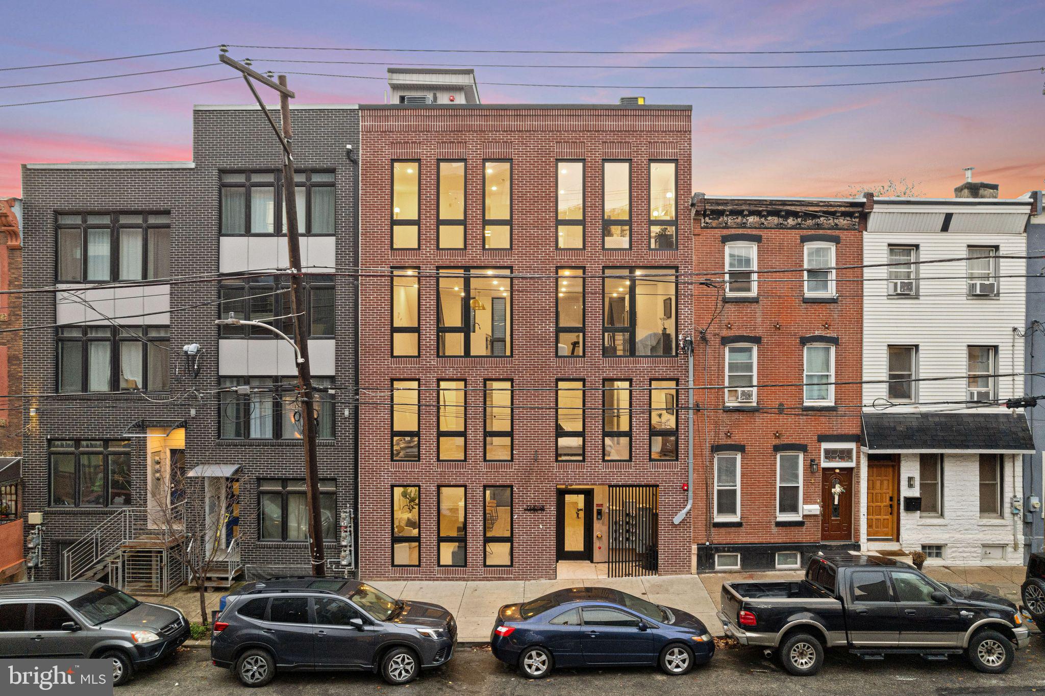 EAST KENSINGTON - Residential