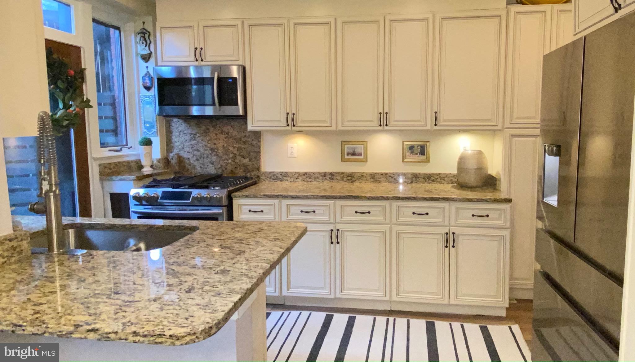 FOXHALL VILLAGE - Residential Lease