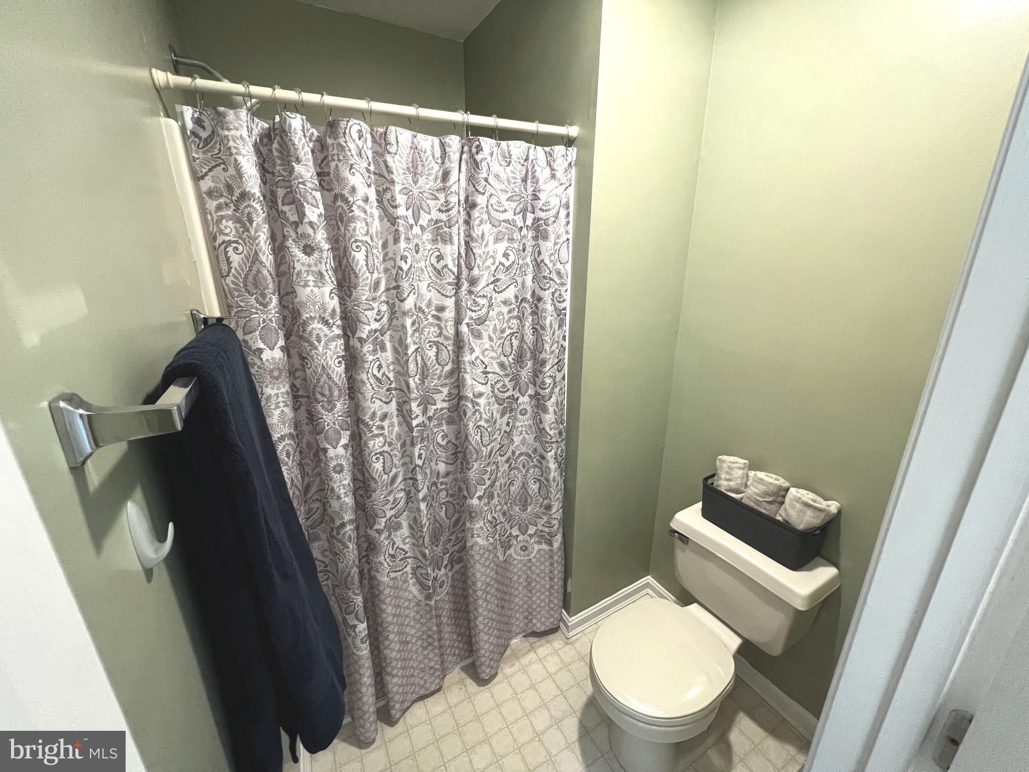 GRAY INN COURT - Residential