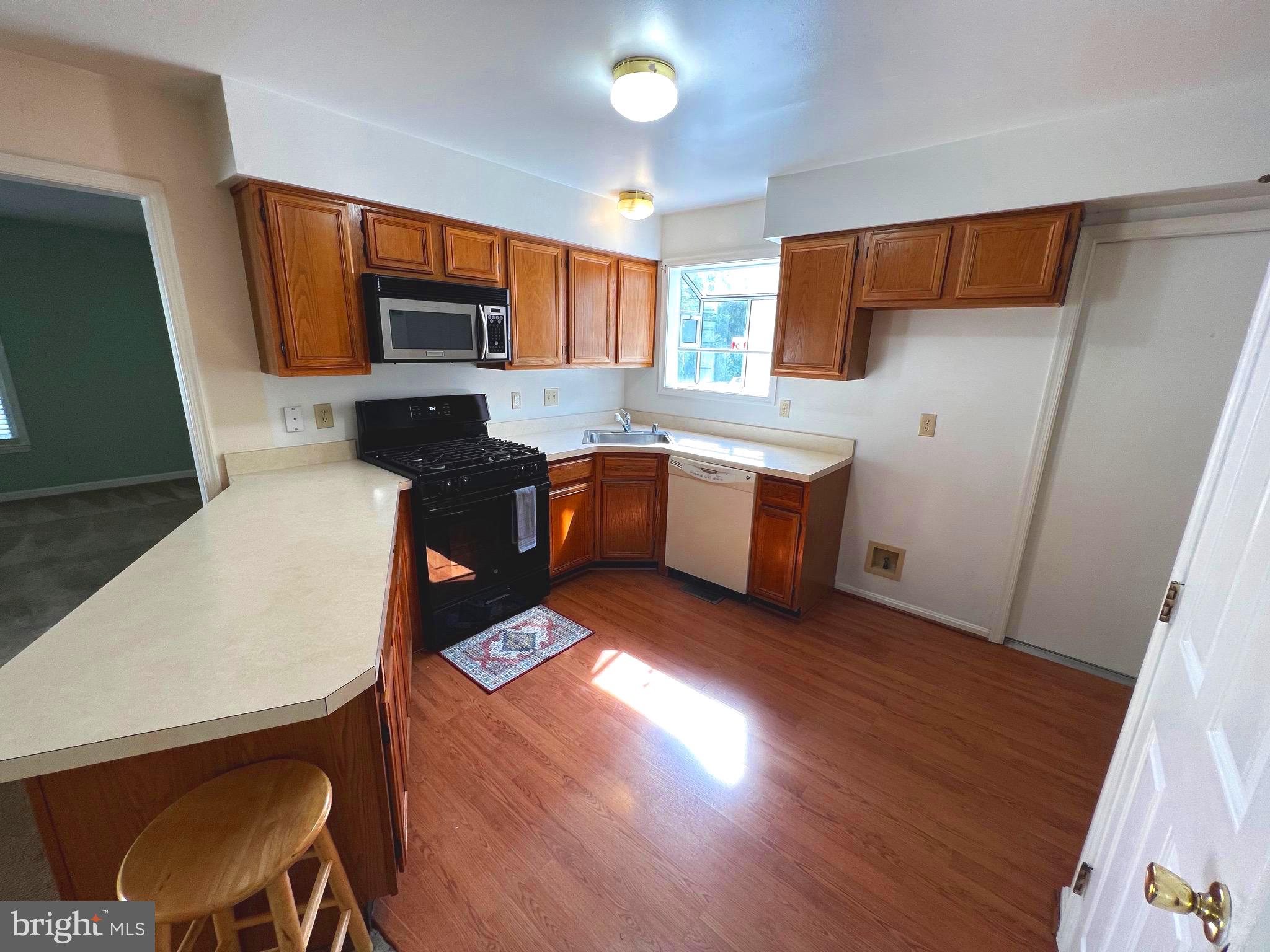 GRAY INN COURT - Residential