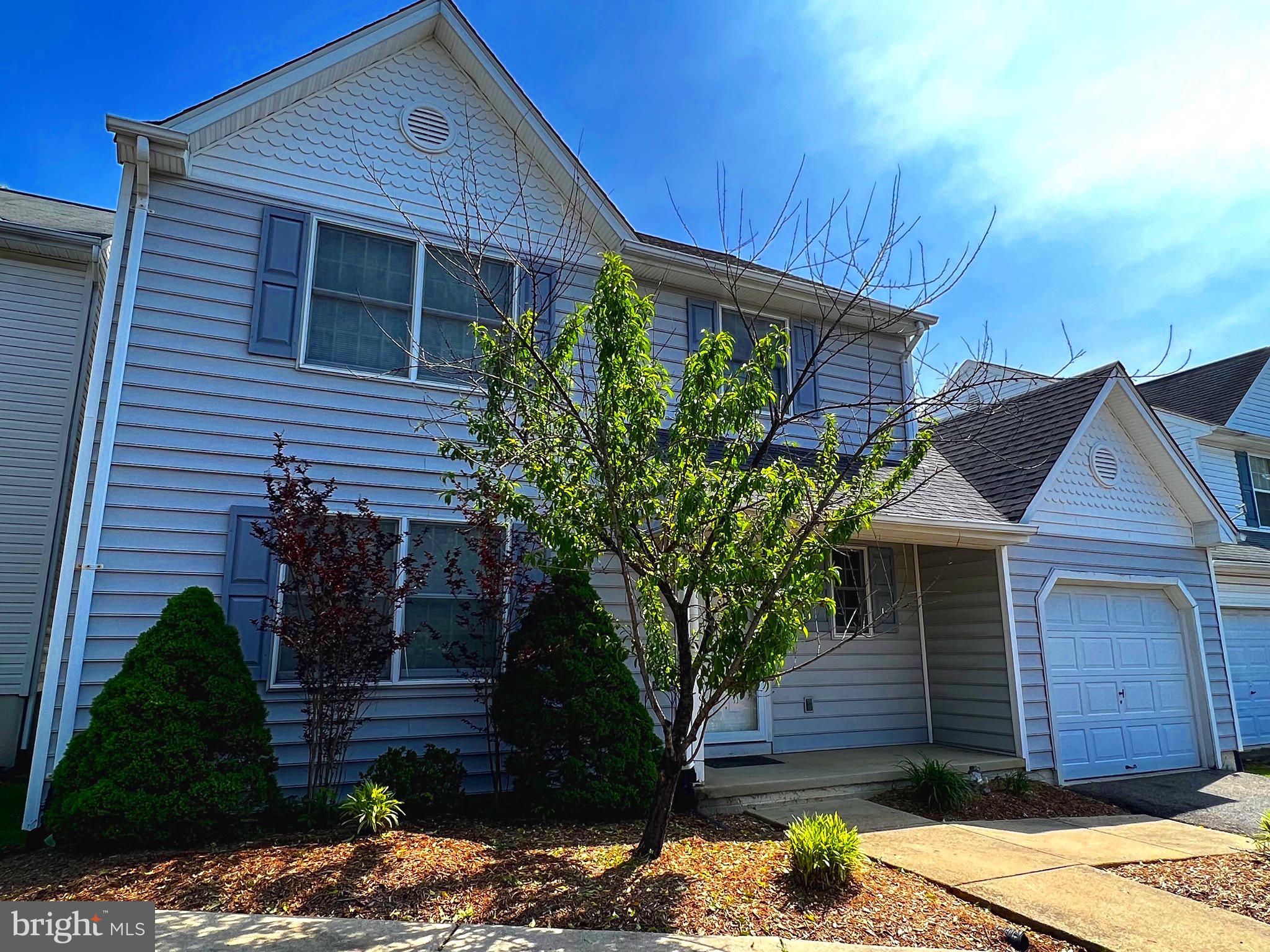 GRAY INN COURT - Residential
