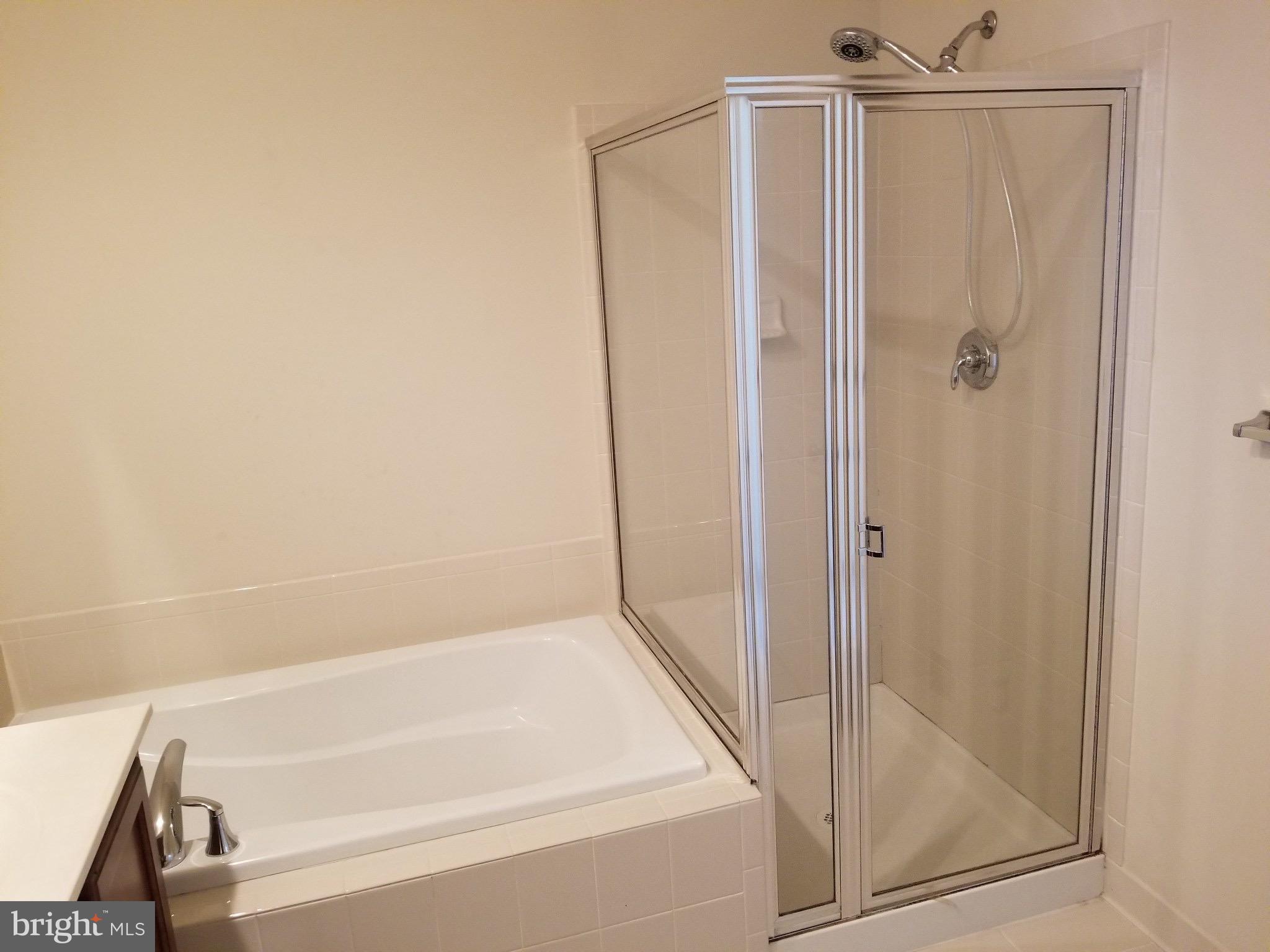 MADISON CRESCENT CONDOMINIUM - Residential