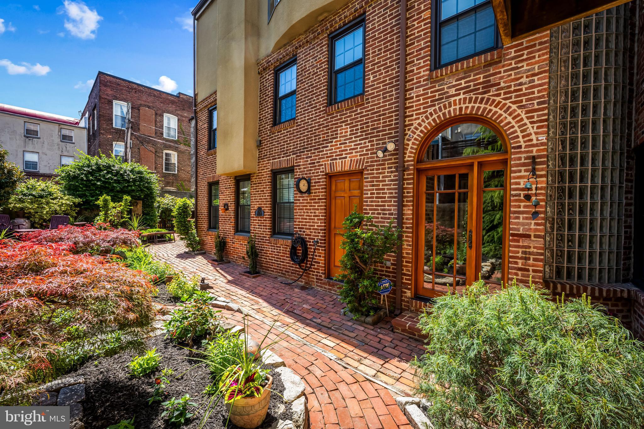FELLS POINT HISTORIC DISTRICT - Residential