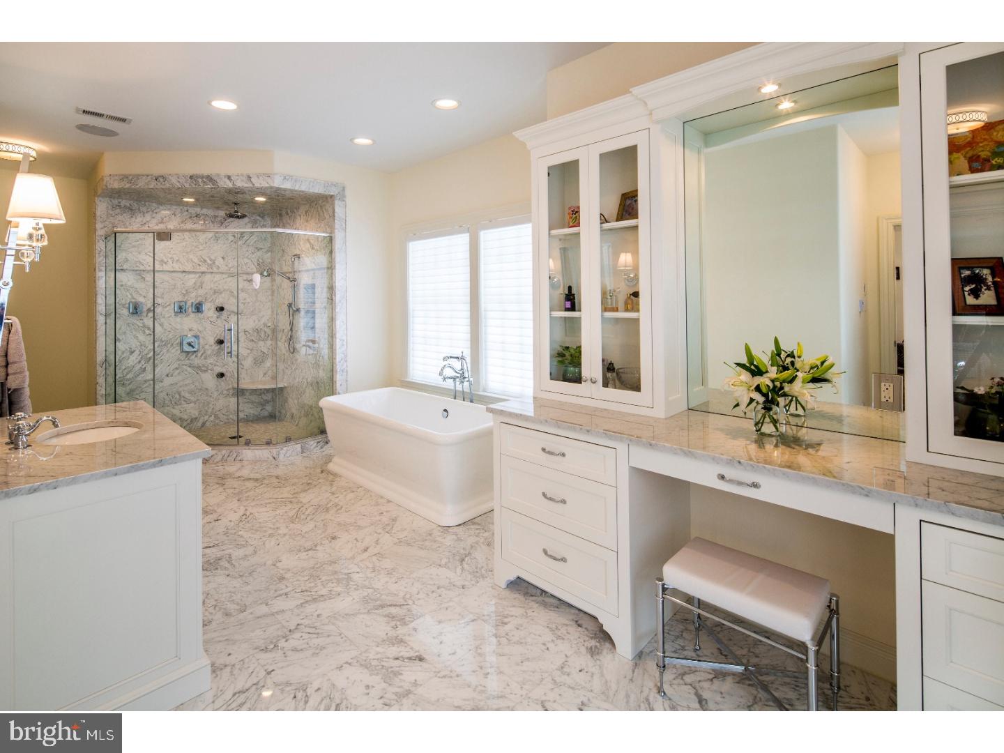 FLOURTOWN - Residential