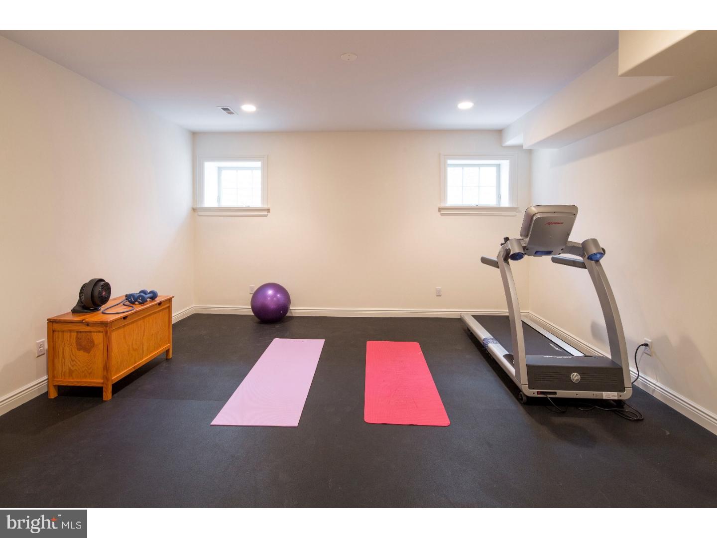 FLOURTOWN - Residential