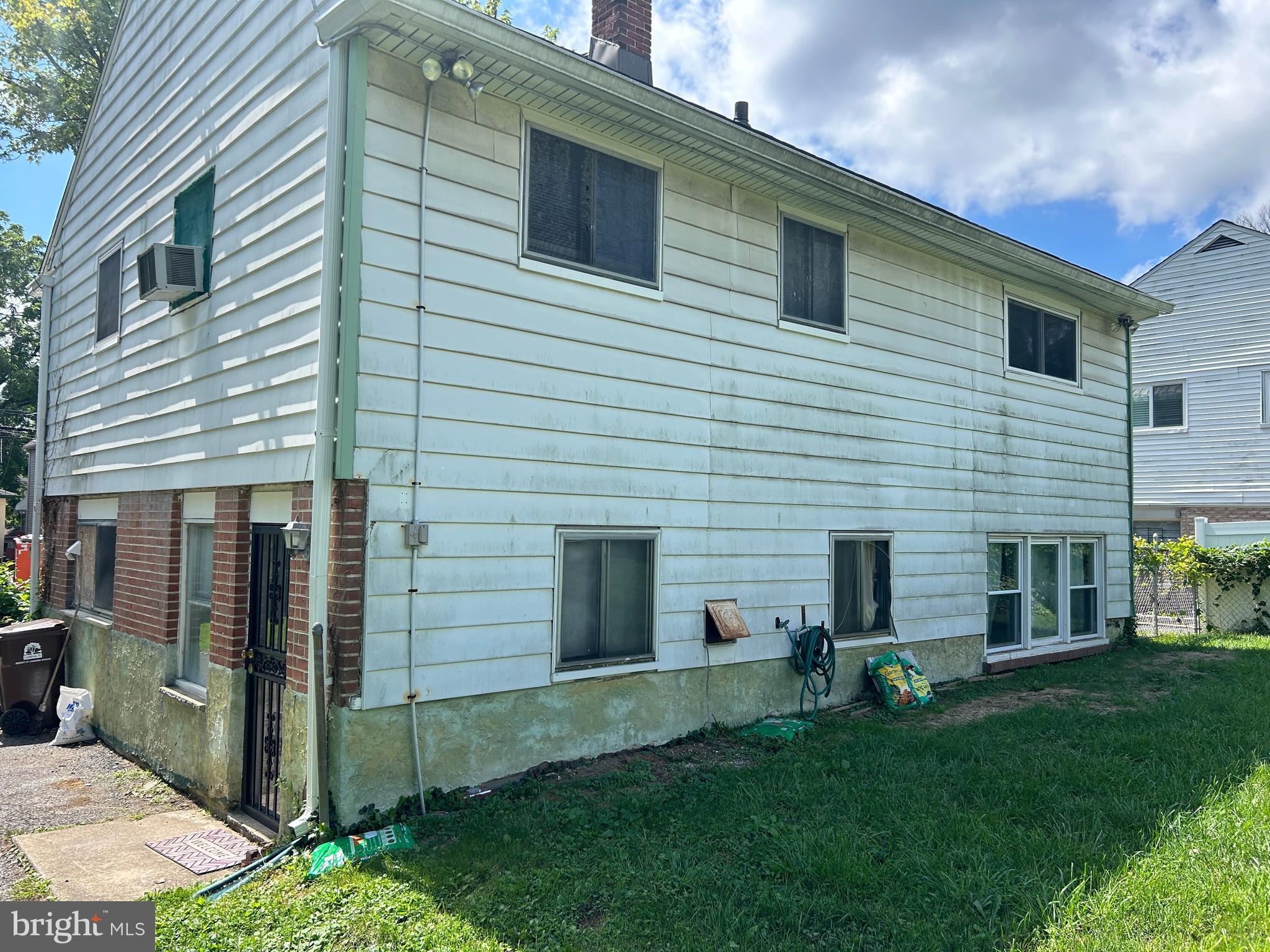 LANSDOWNE - Residential